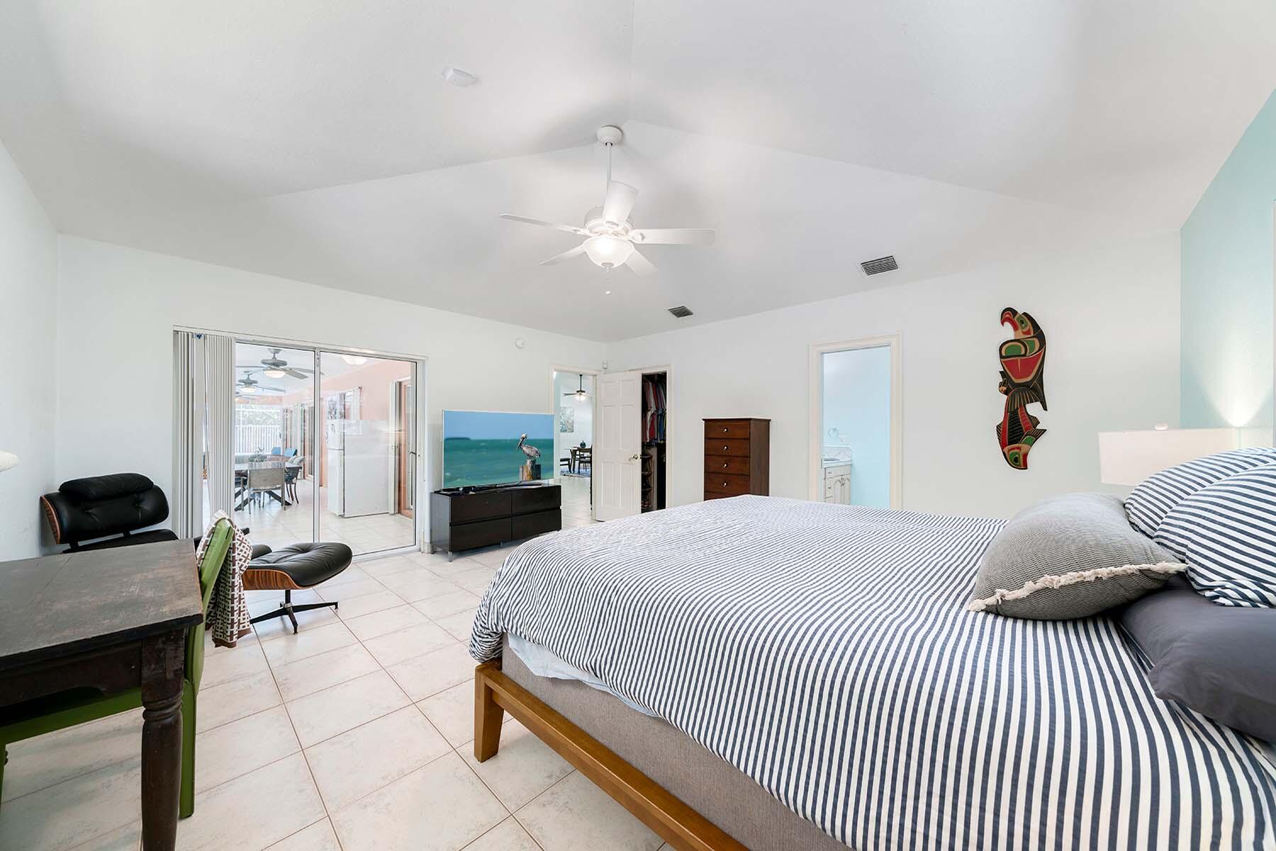 5 Palm Drive