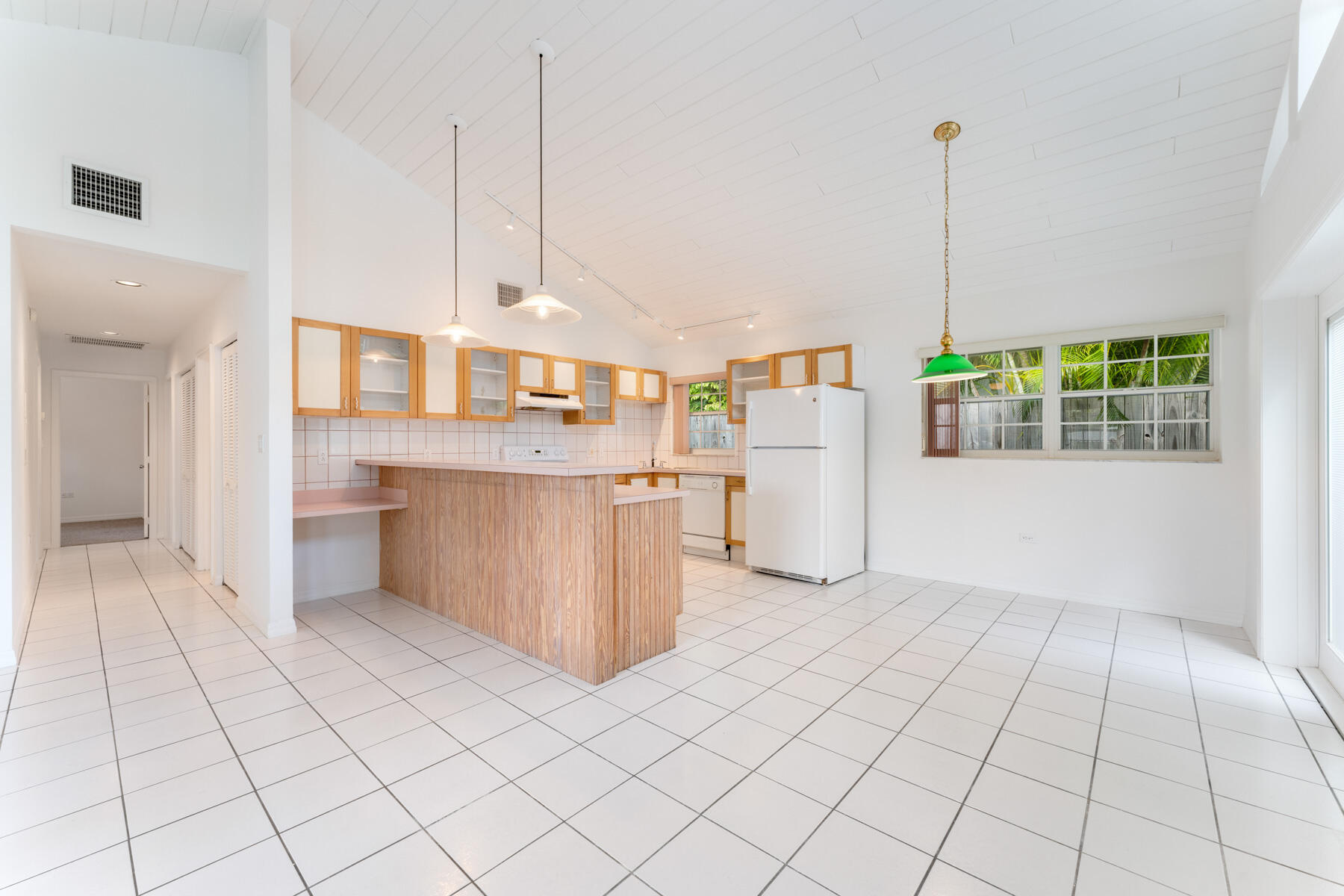 273 Hibiscus Street