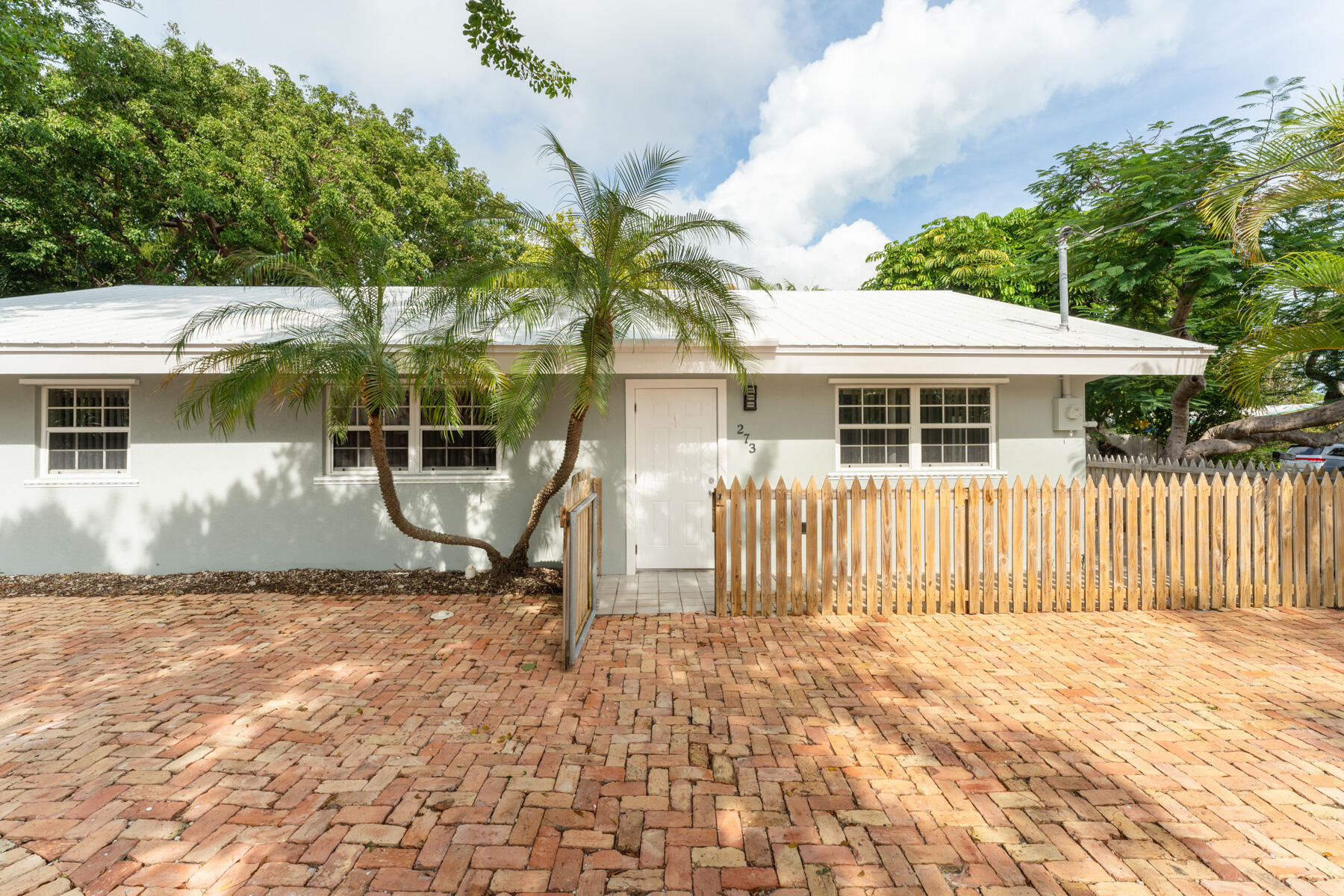 273 Hibiscus Street