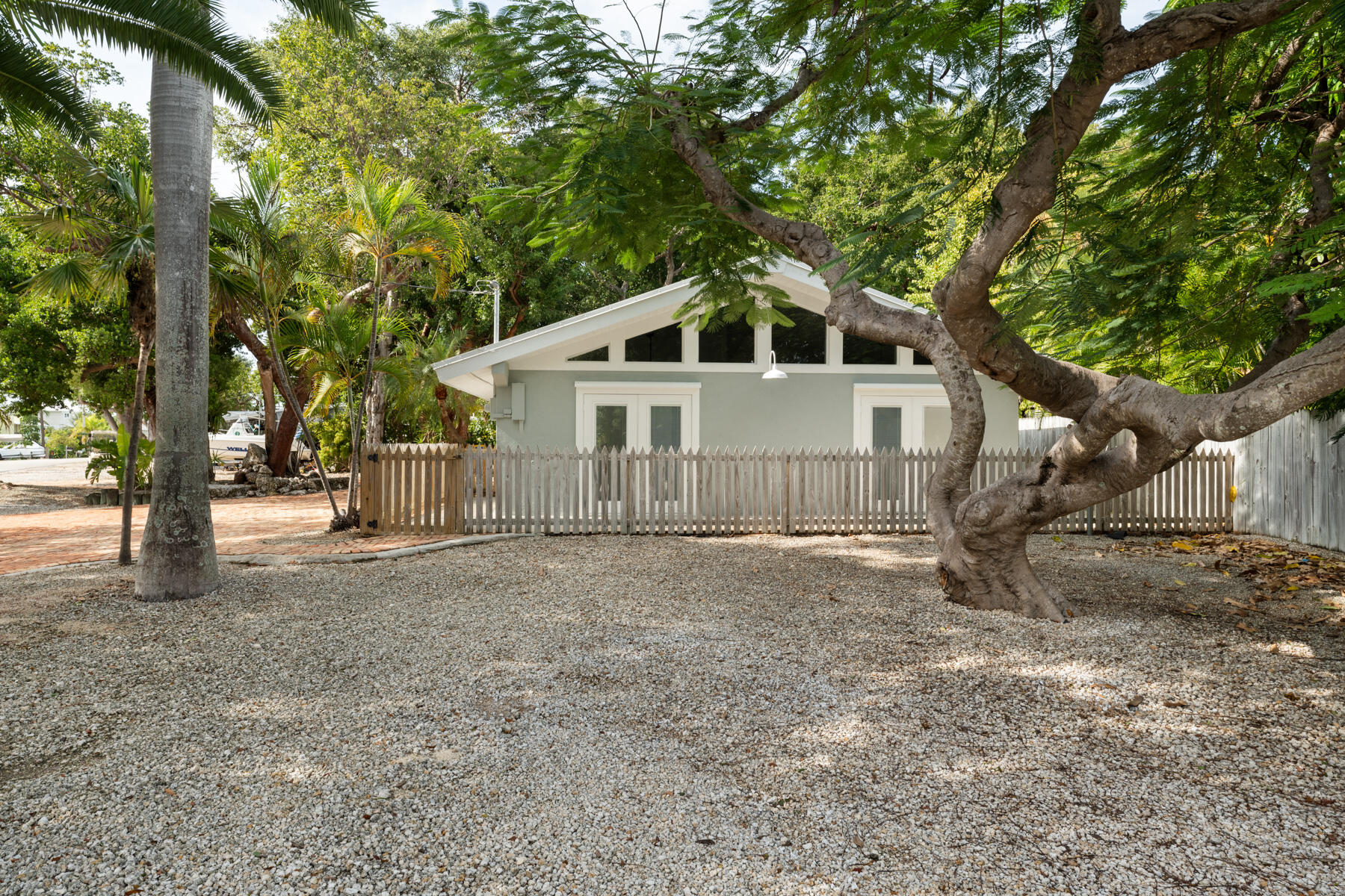 273 Hibiscus Street