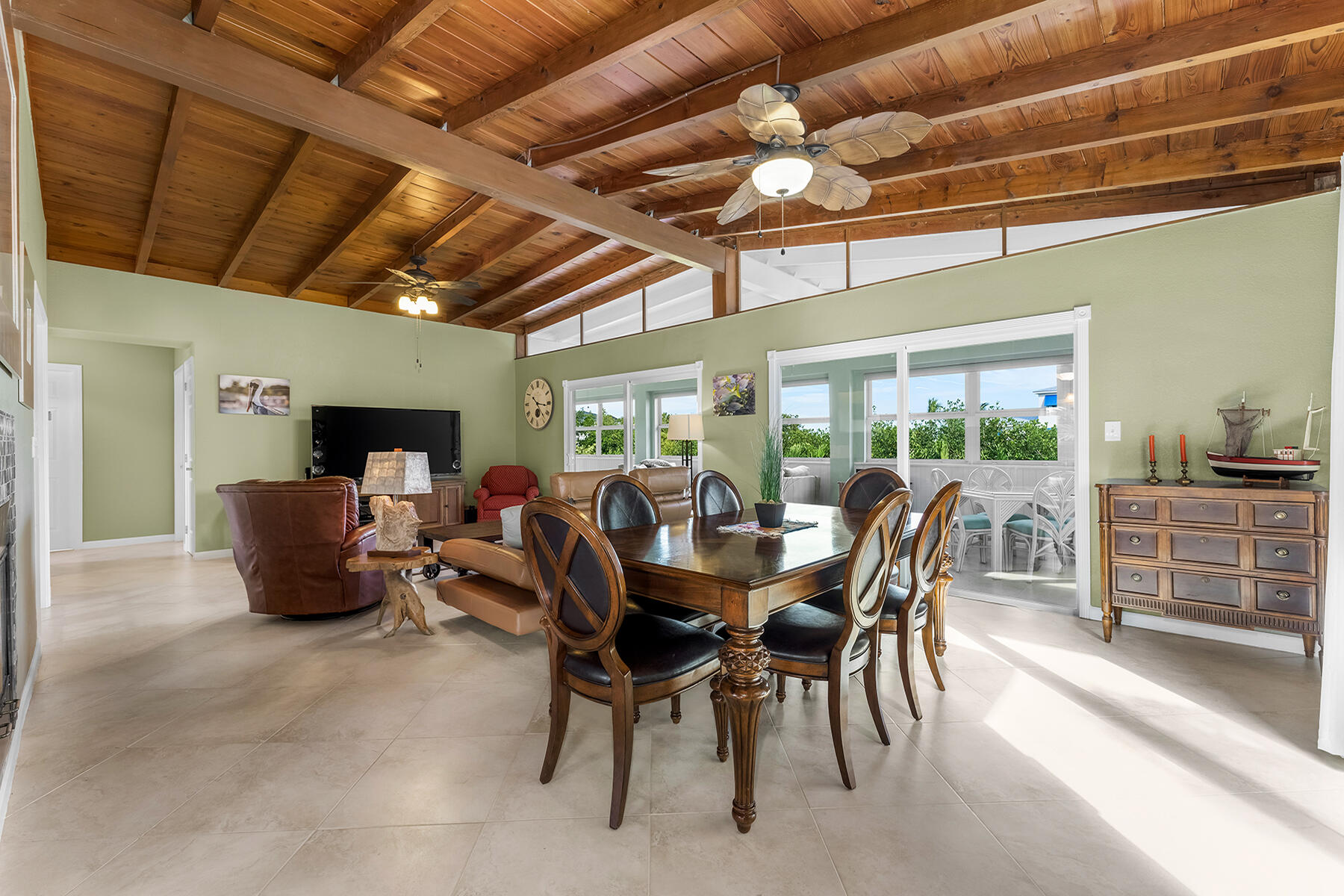 568 Sombrero Beach Road