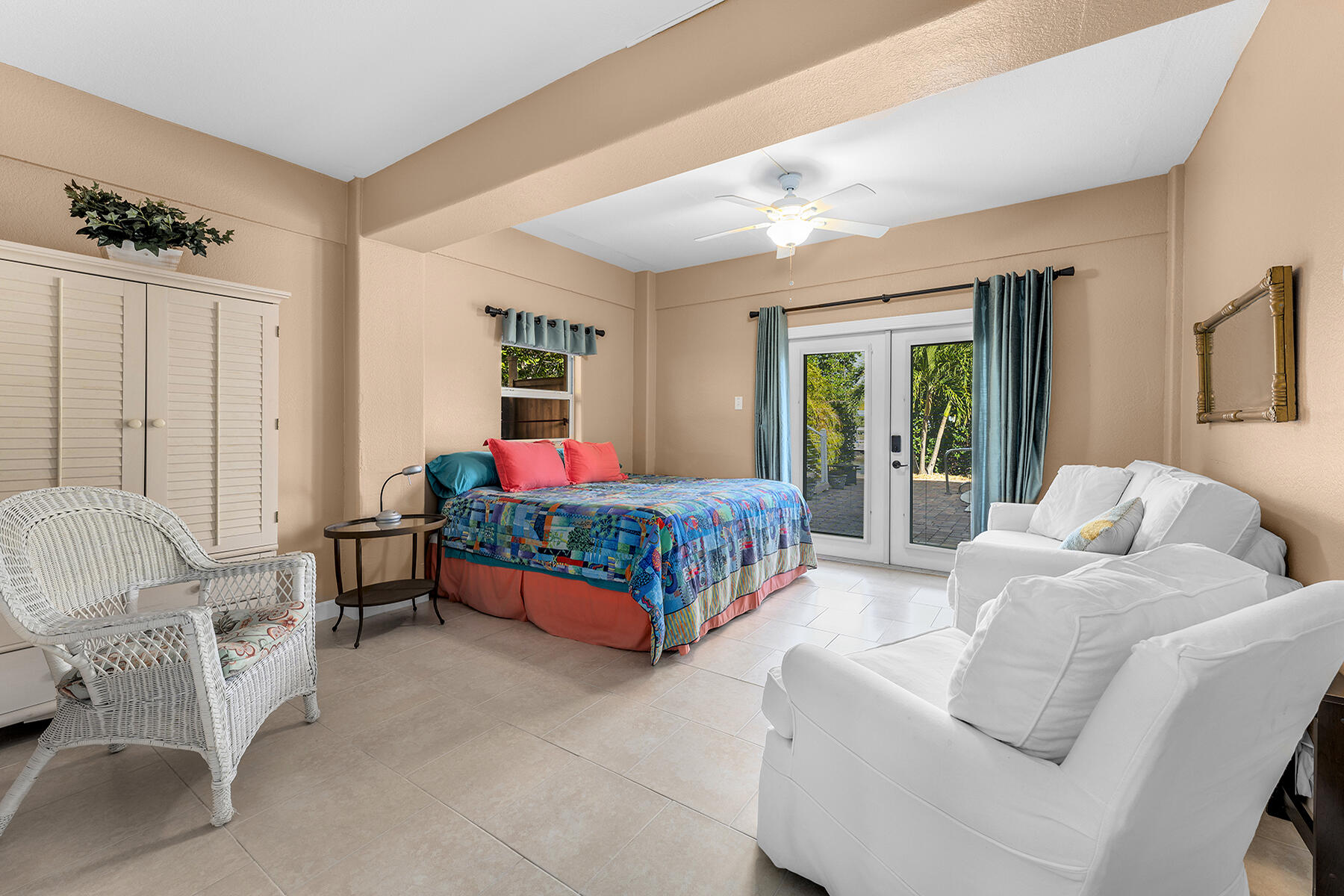 568 Sombrero Beach Road