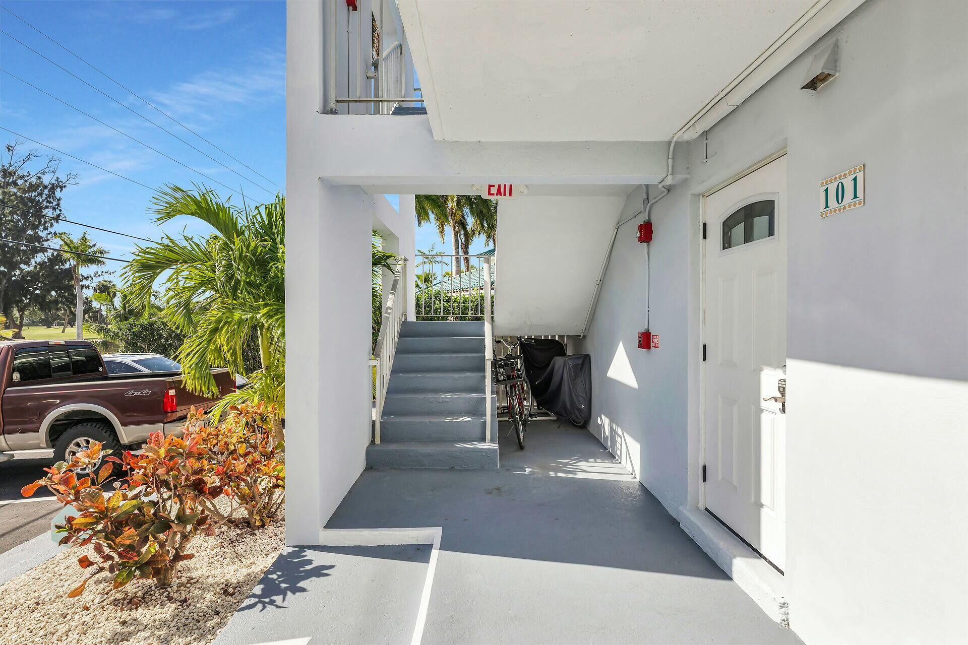 1115 Sombrero Boulevard Unit: 101A