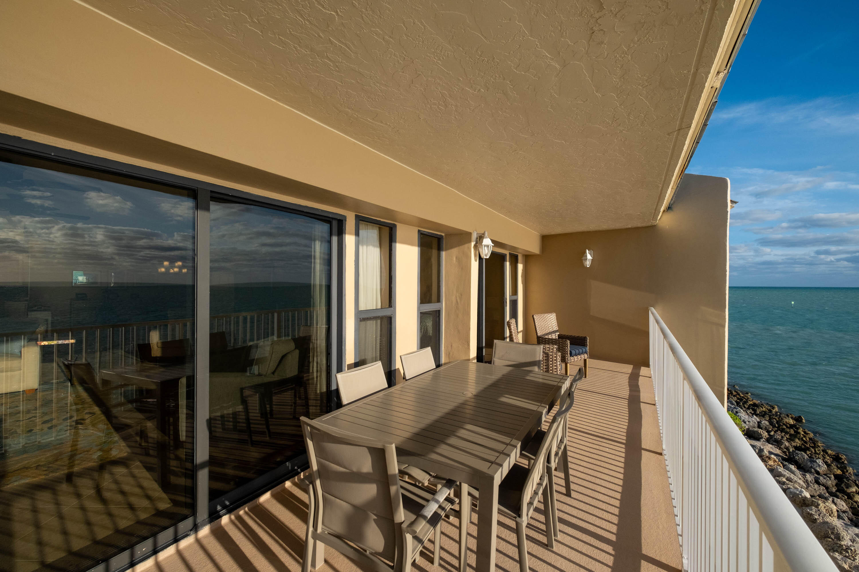 1133 W Ocean Drive Unit: 35