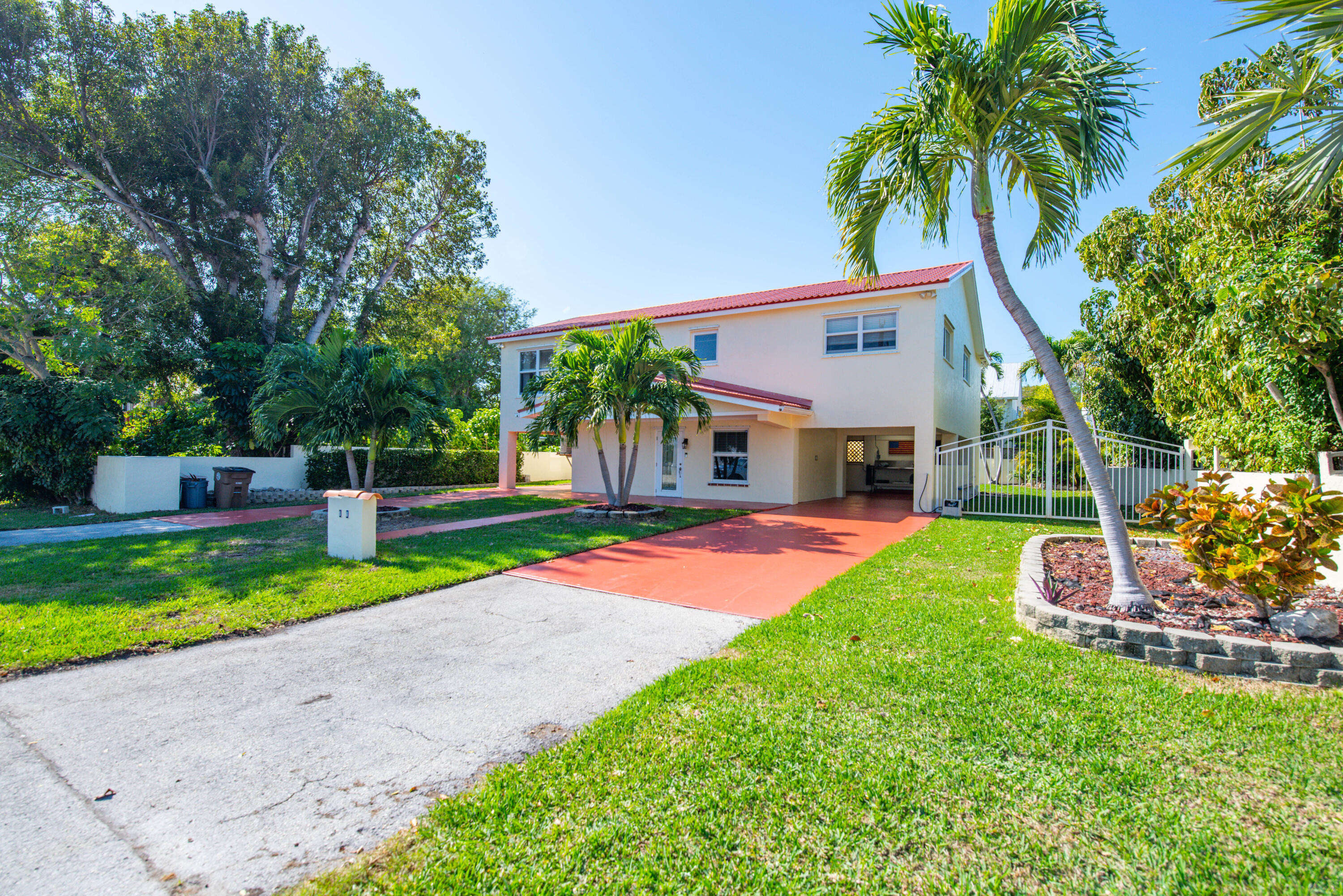 10 Cactus Drive