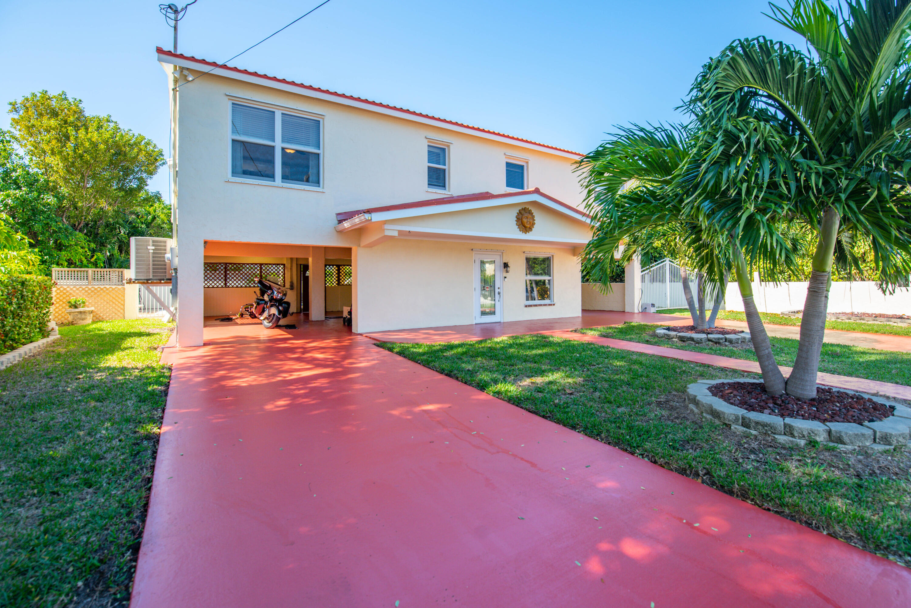 10 Cactus Drive