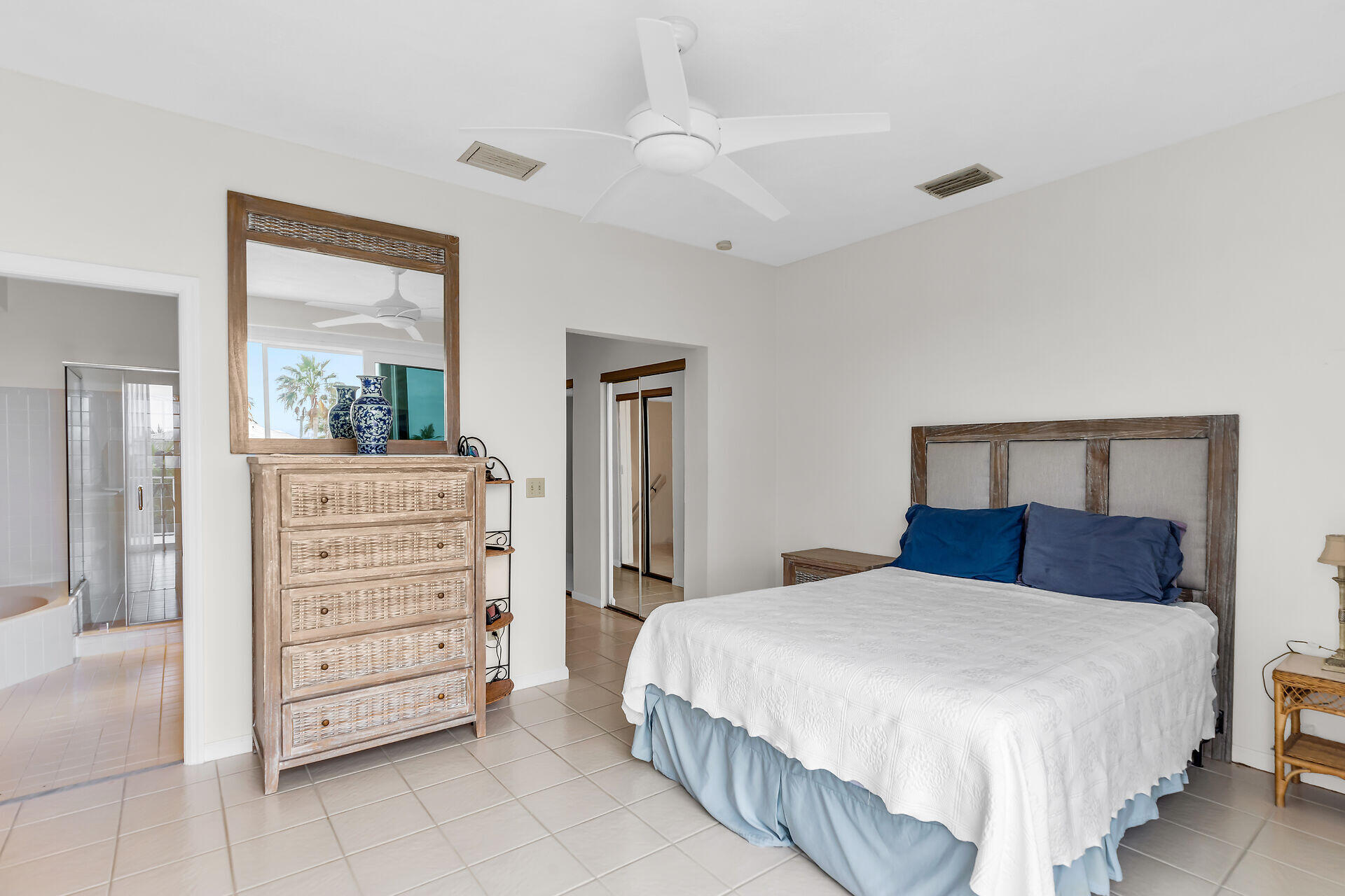 117 Coco Plum Drive Unit: 14