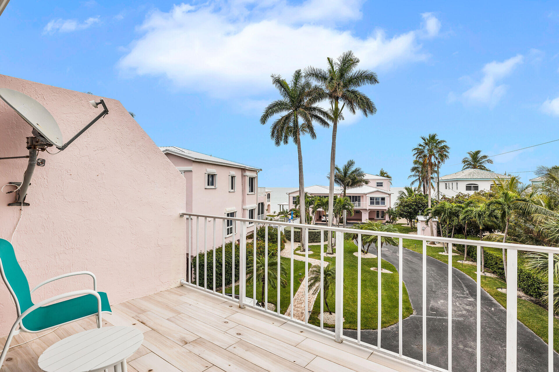 117 Coco Plum Drive Unit: 14