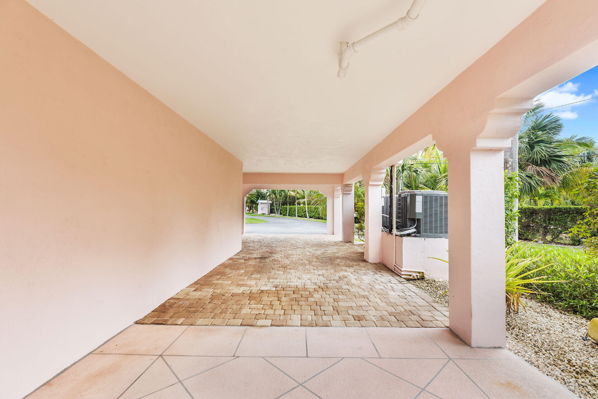117 Coco Plum Drive Unit: 14