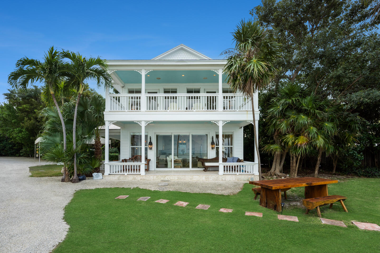 82768 Overseas Highway