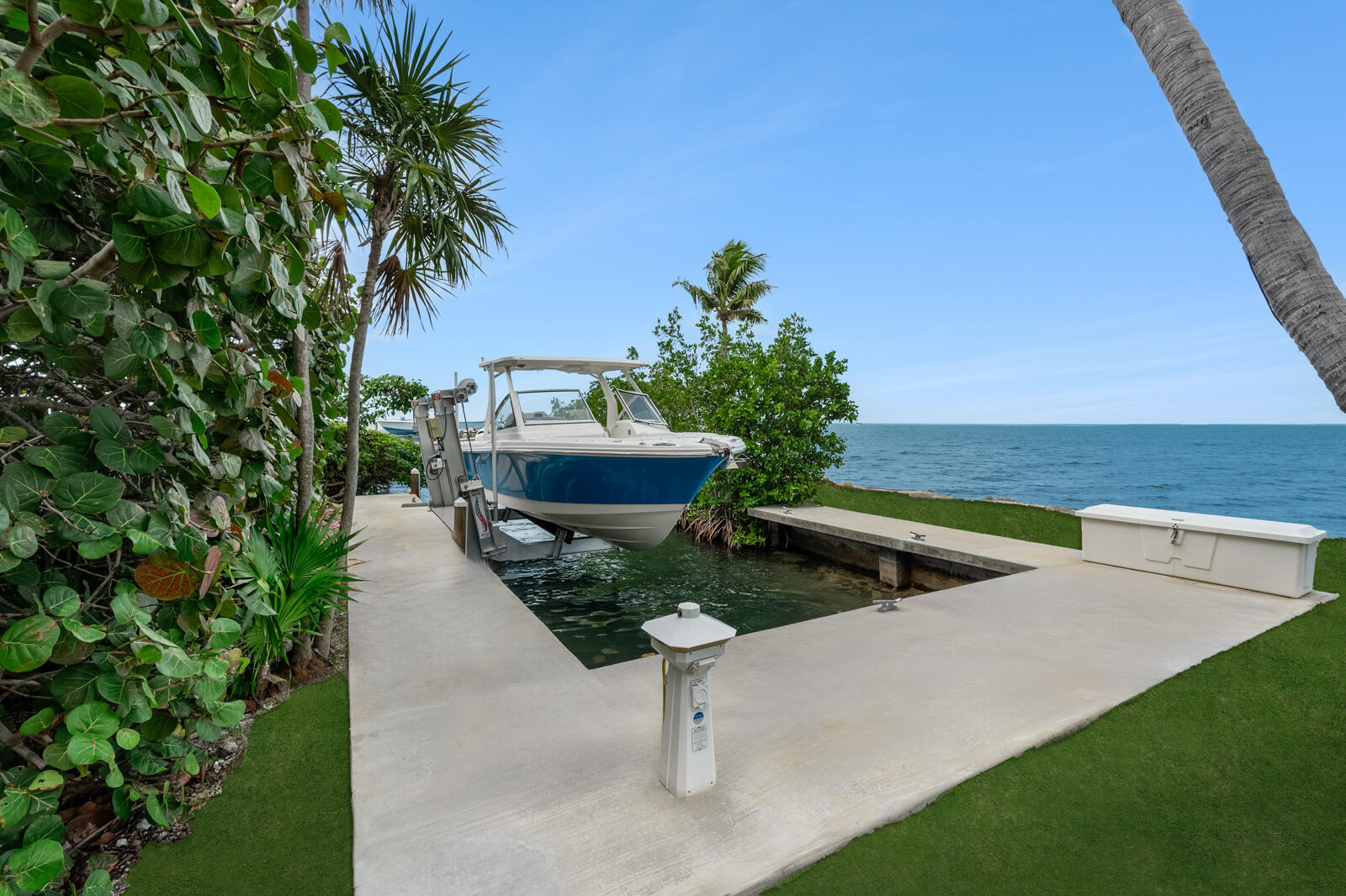 82768 Overseas Highway