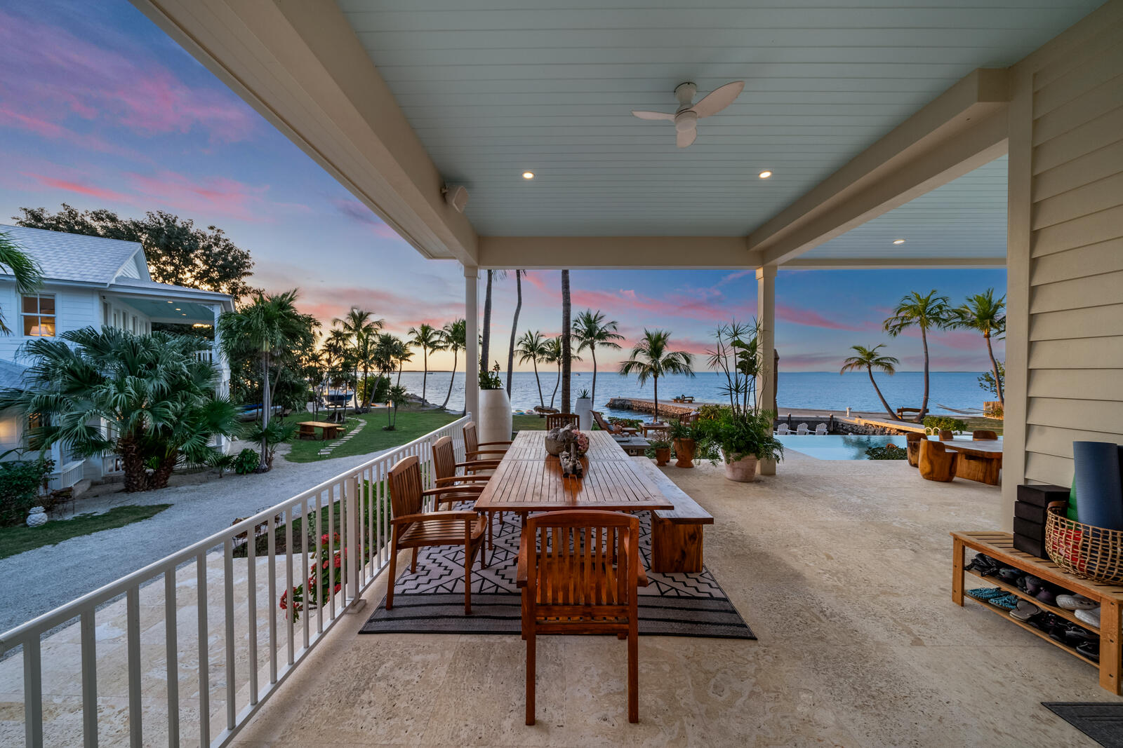 82768 Overseas Highway
