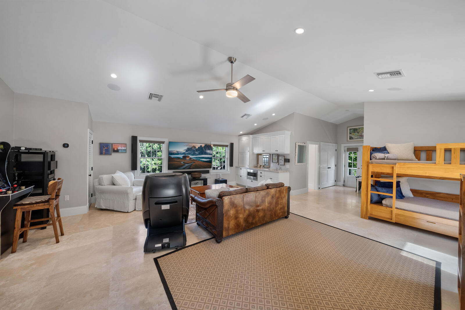 82768 Overseas Highway