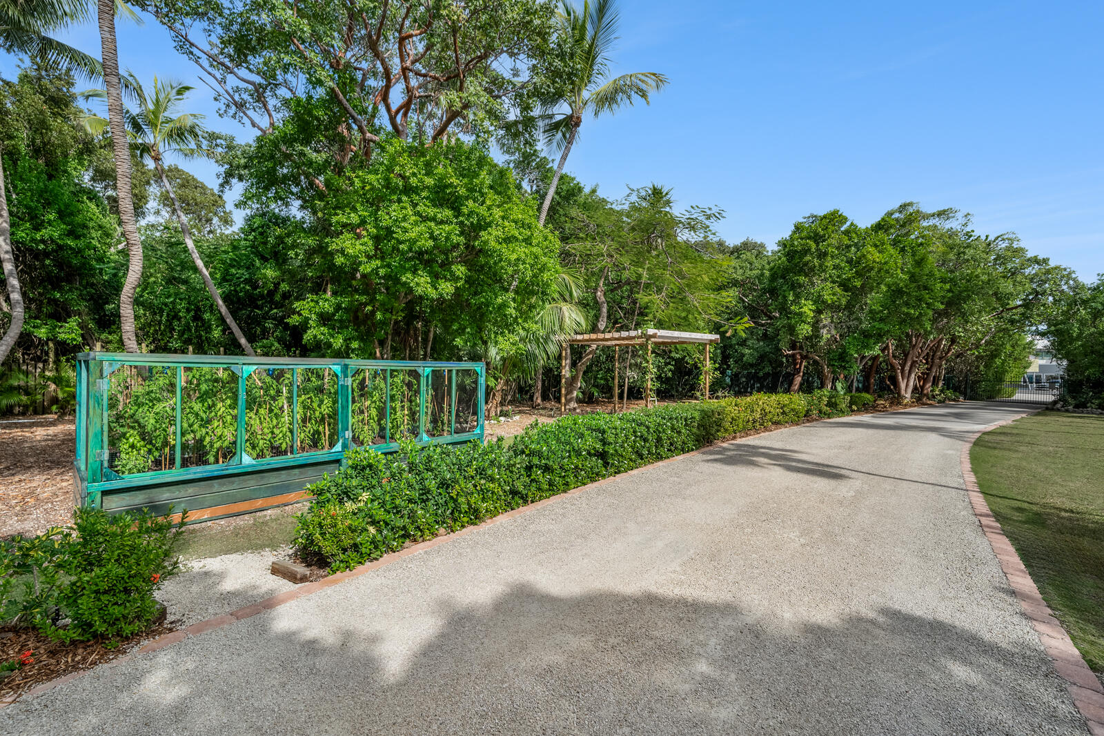 82768 Overseas Highway