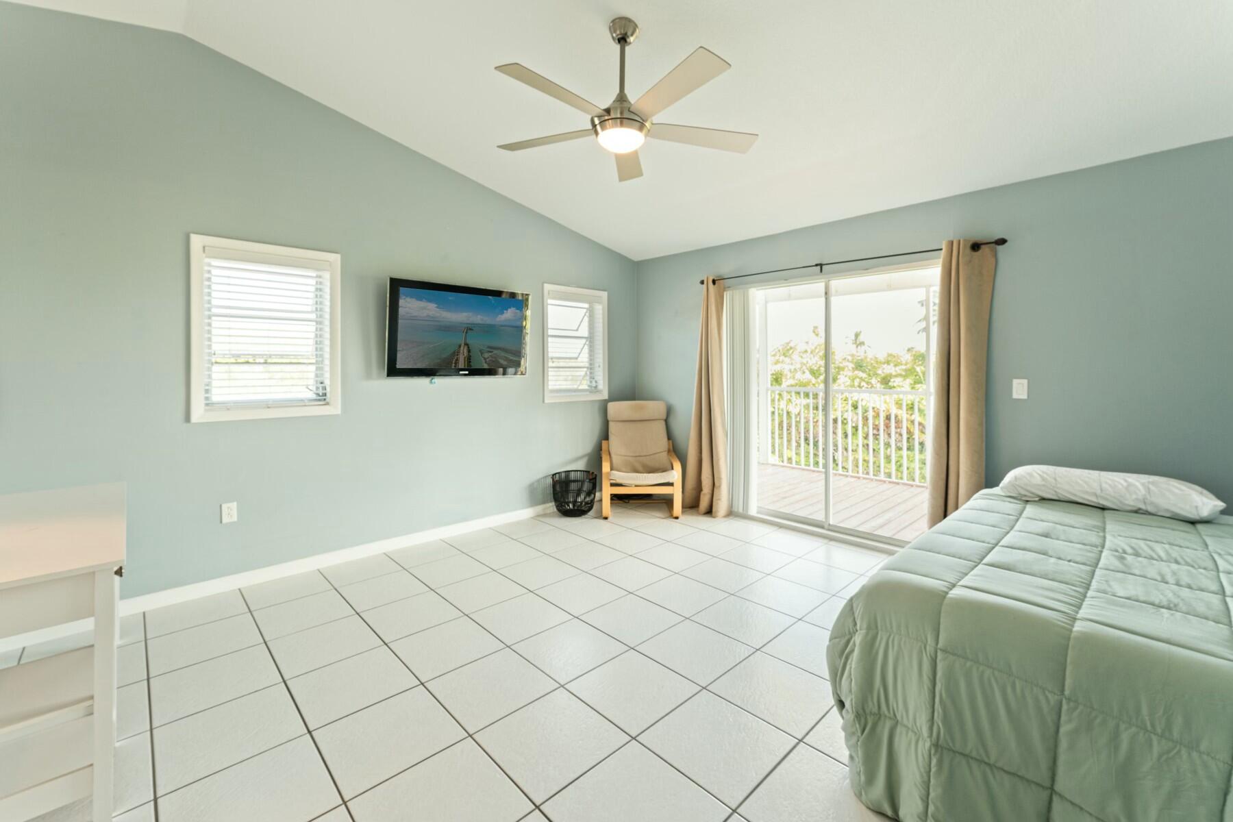 1010 Snapper Lane