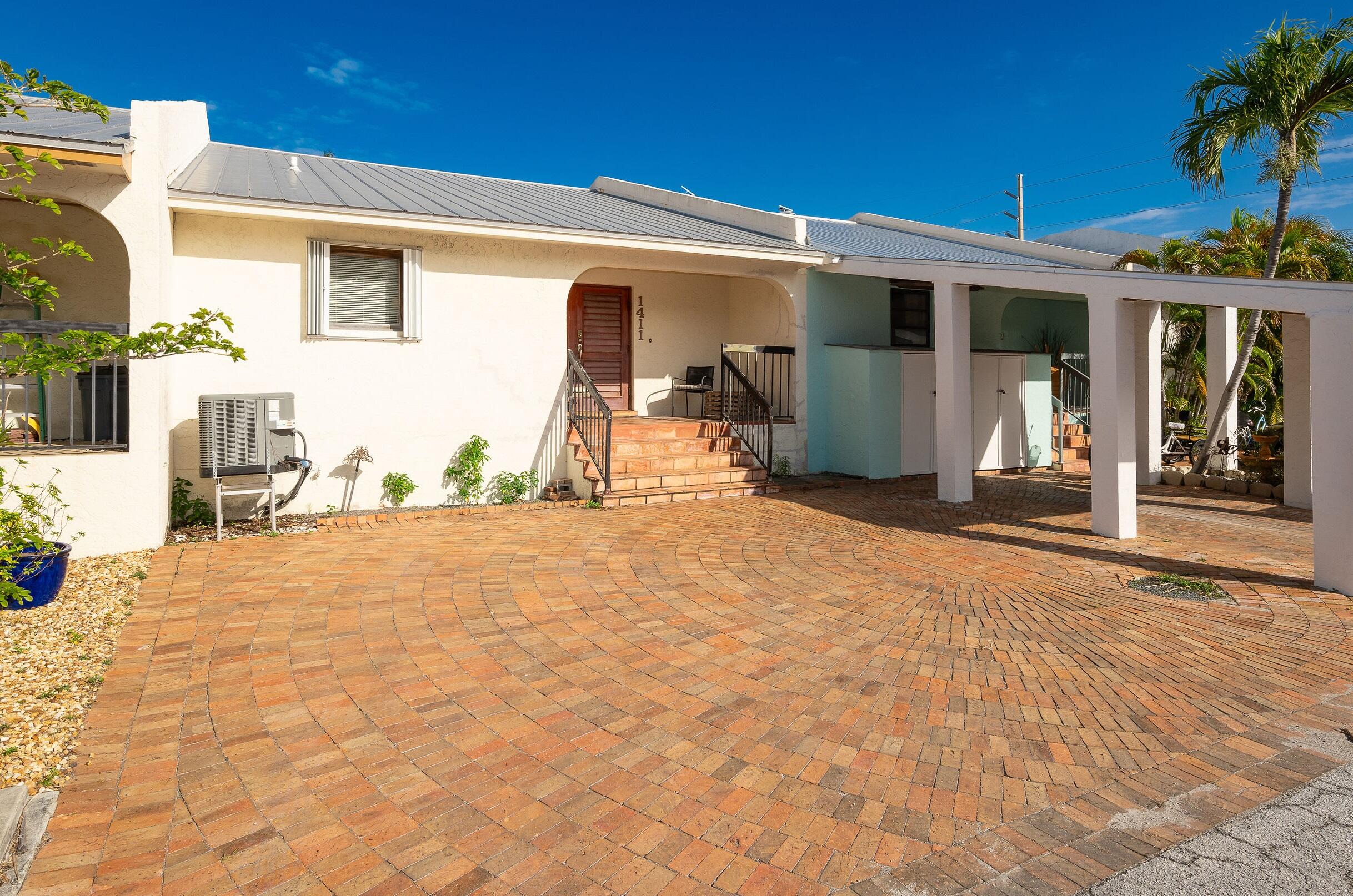 1411 Sun Terrace