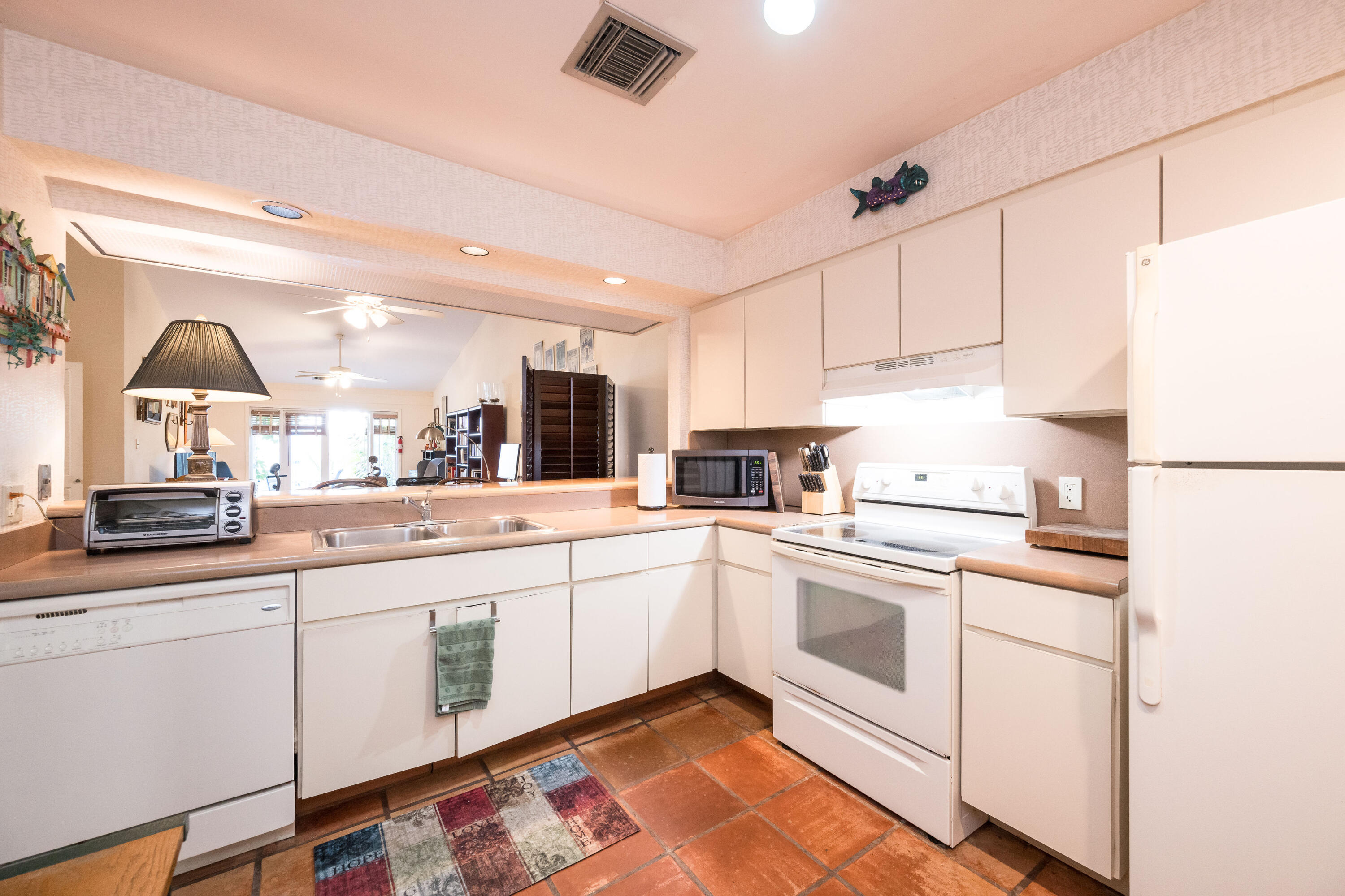 1411 Sun Terrace