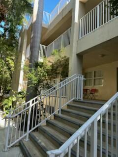 303 Grinnell Street Unit: B204