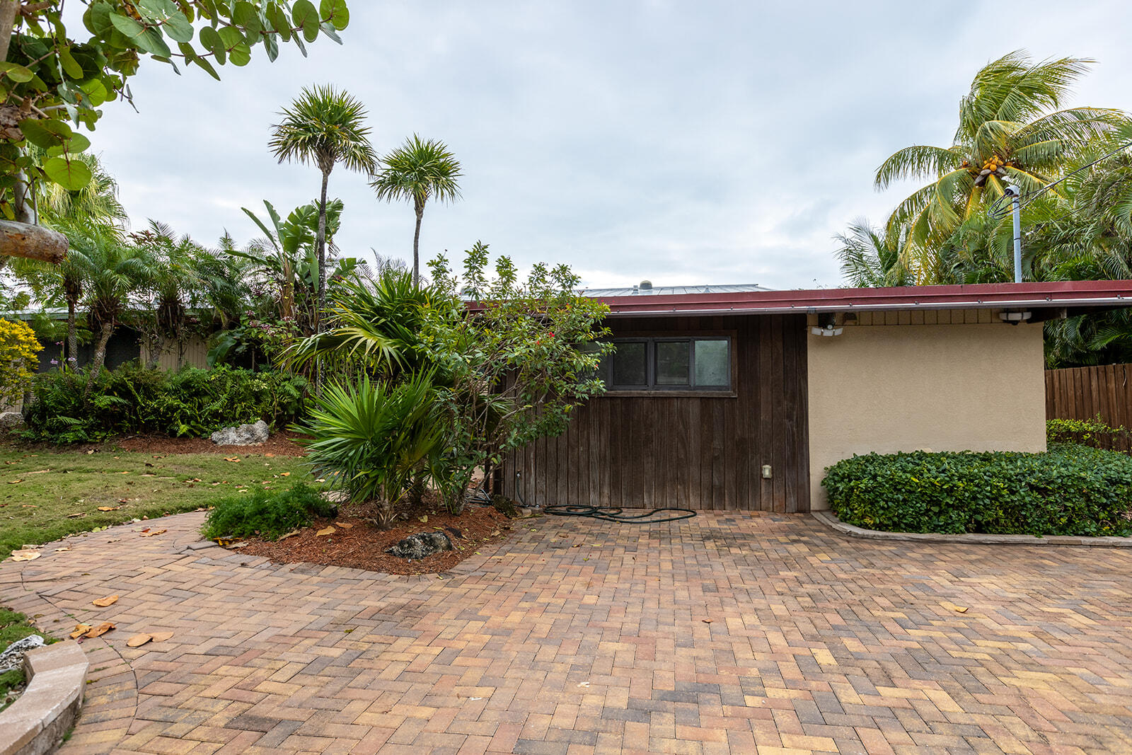 17338 E Dolphin Street