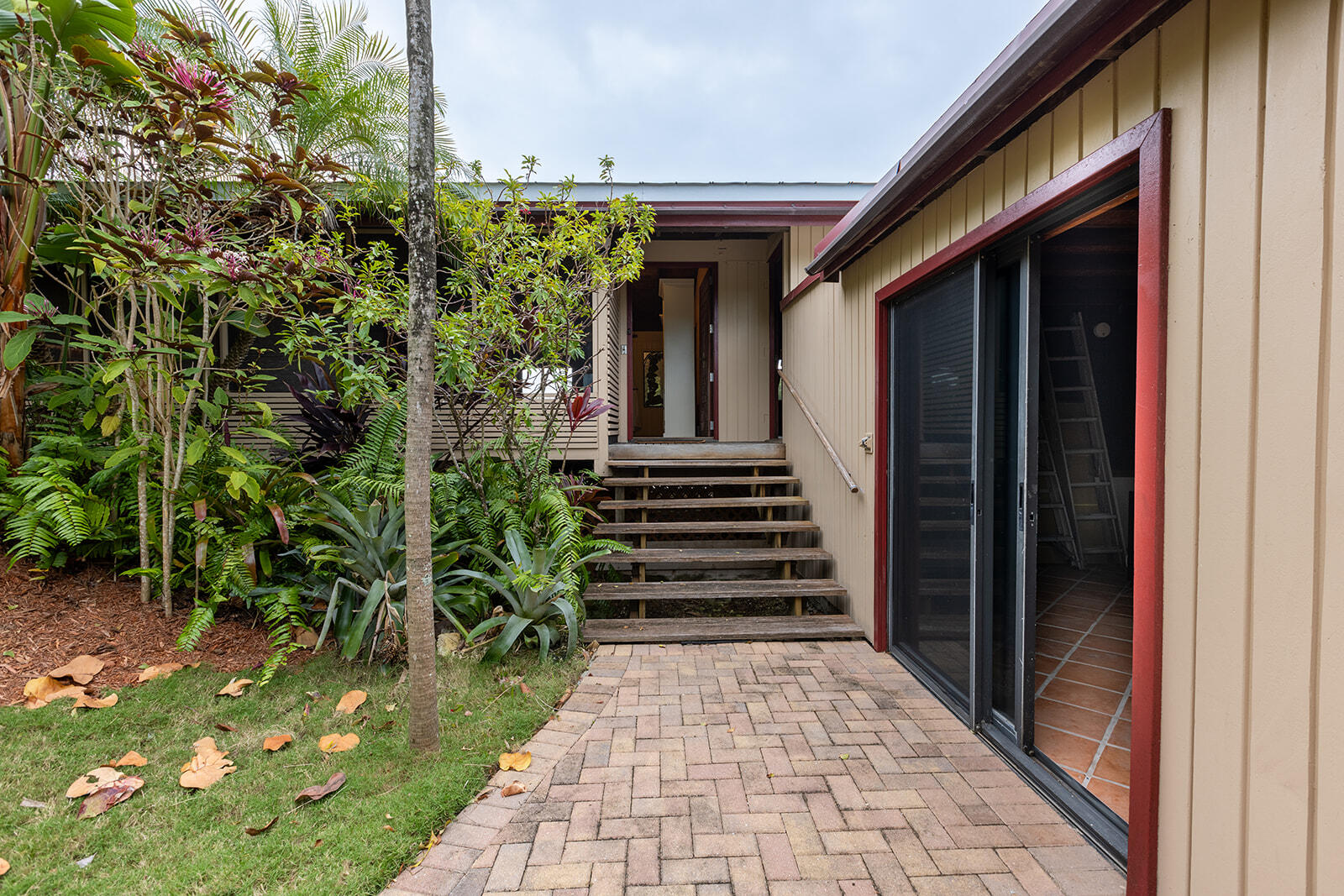 17338 E Dolphin Street