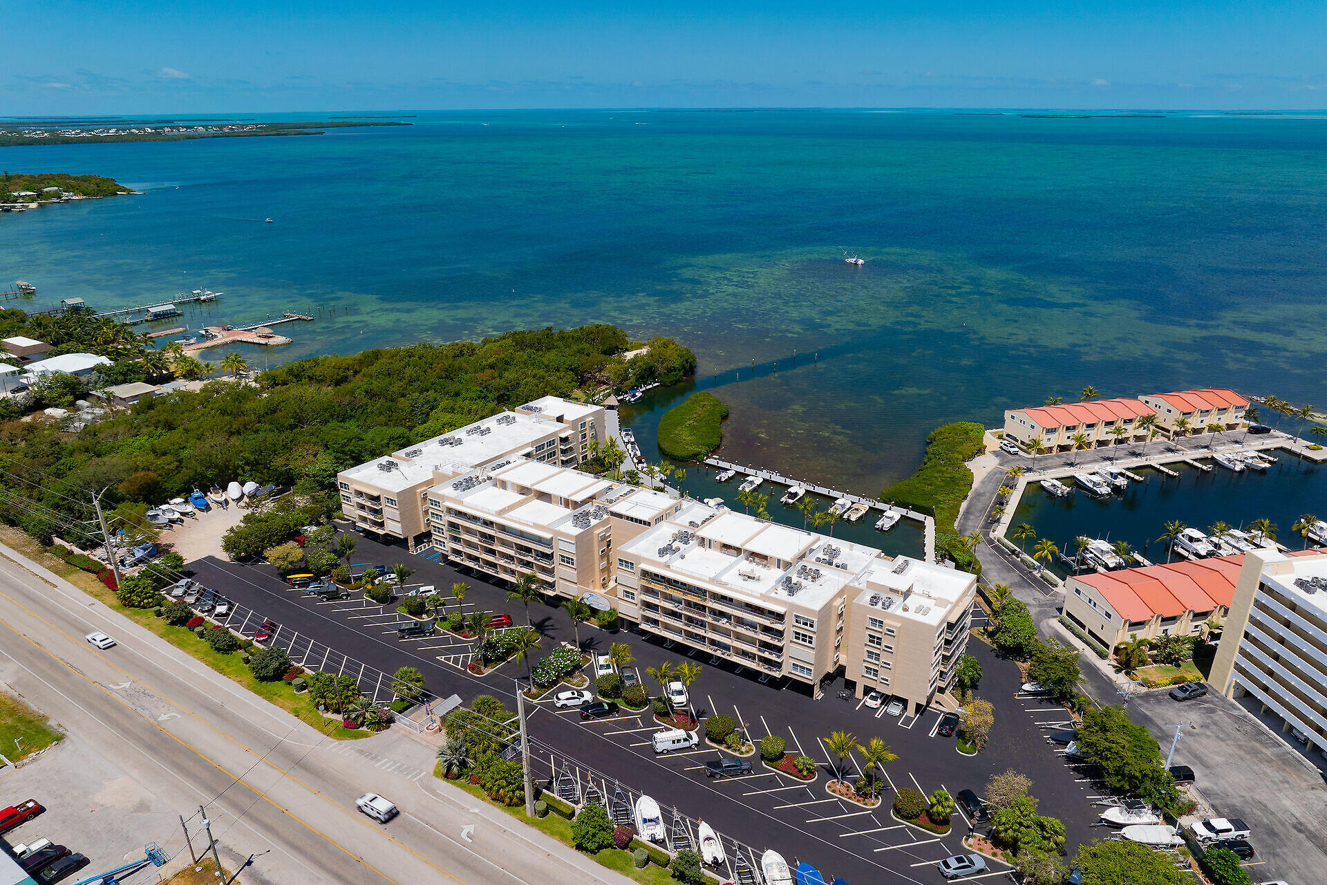 88500 Overseas Highway Unit: 329