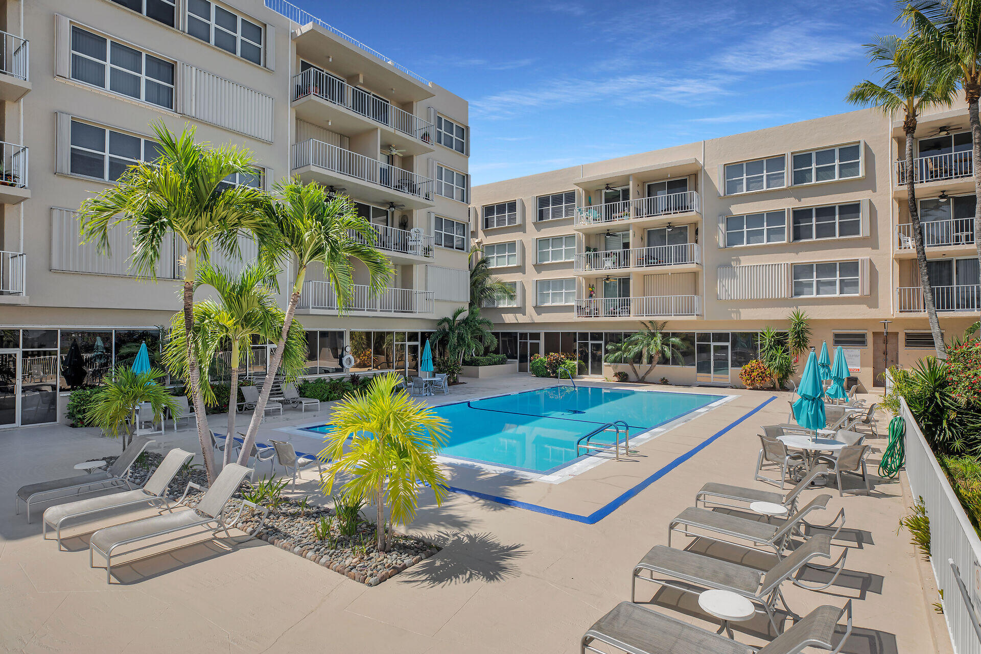 88500 Overseas Highway Unit: 329