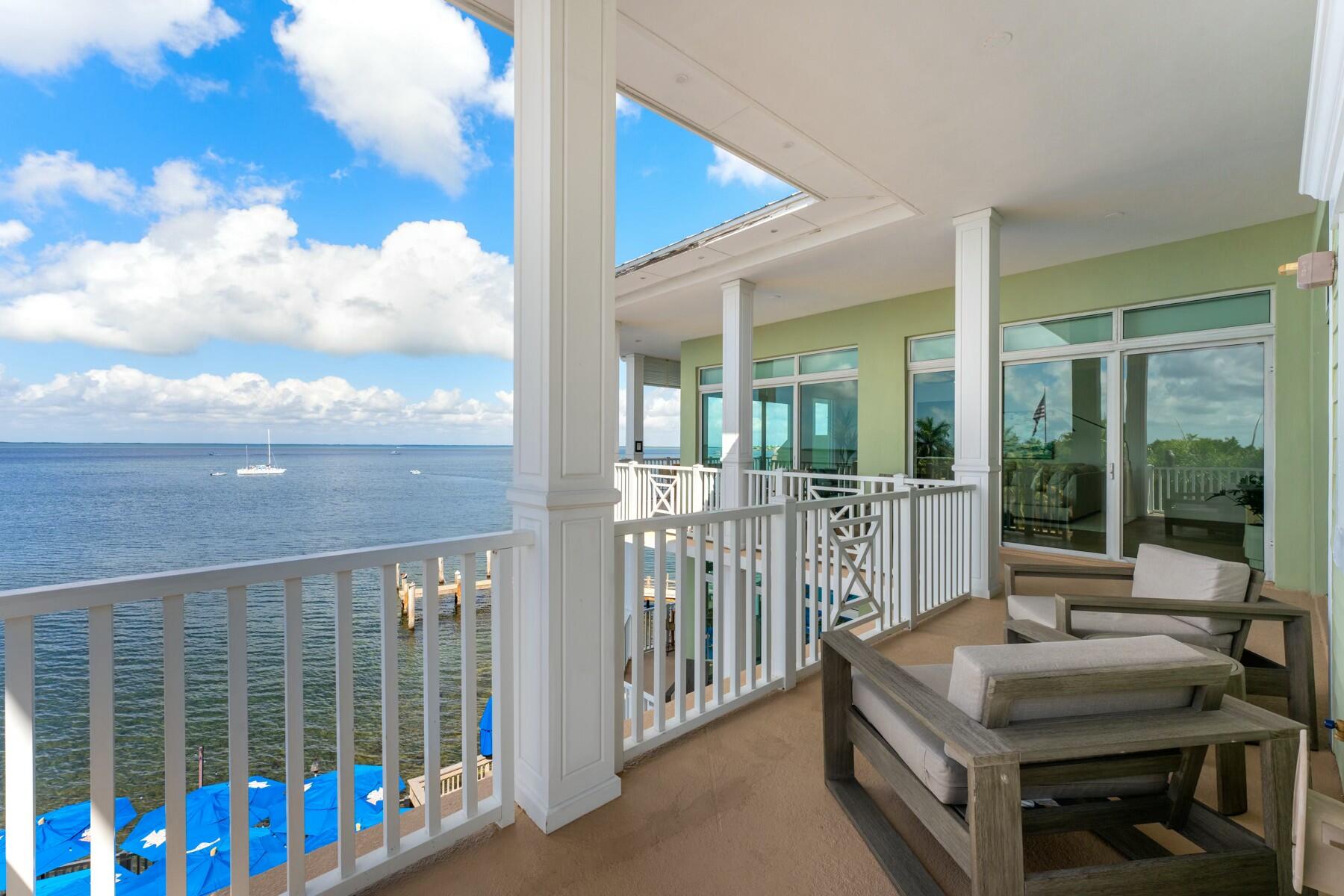 104000 Overseas Highway Unit: 5