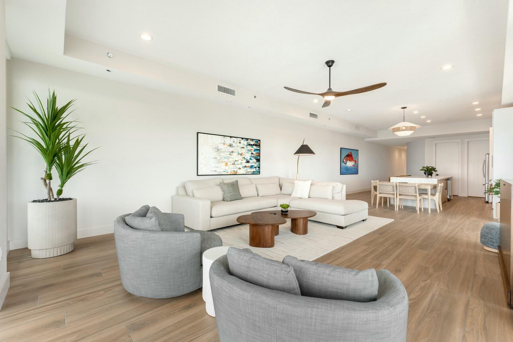 104000 Overseas Highway Unit: 5