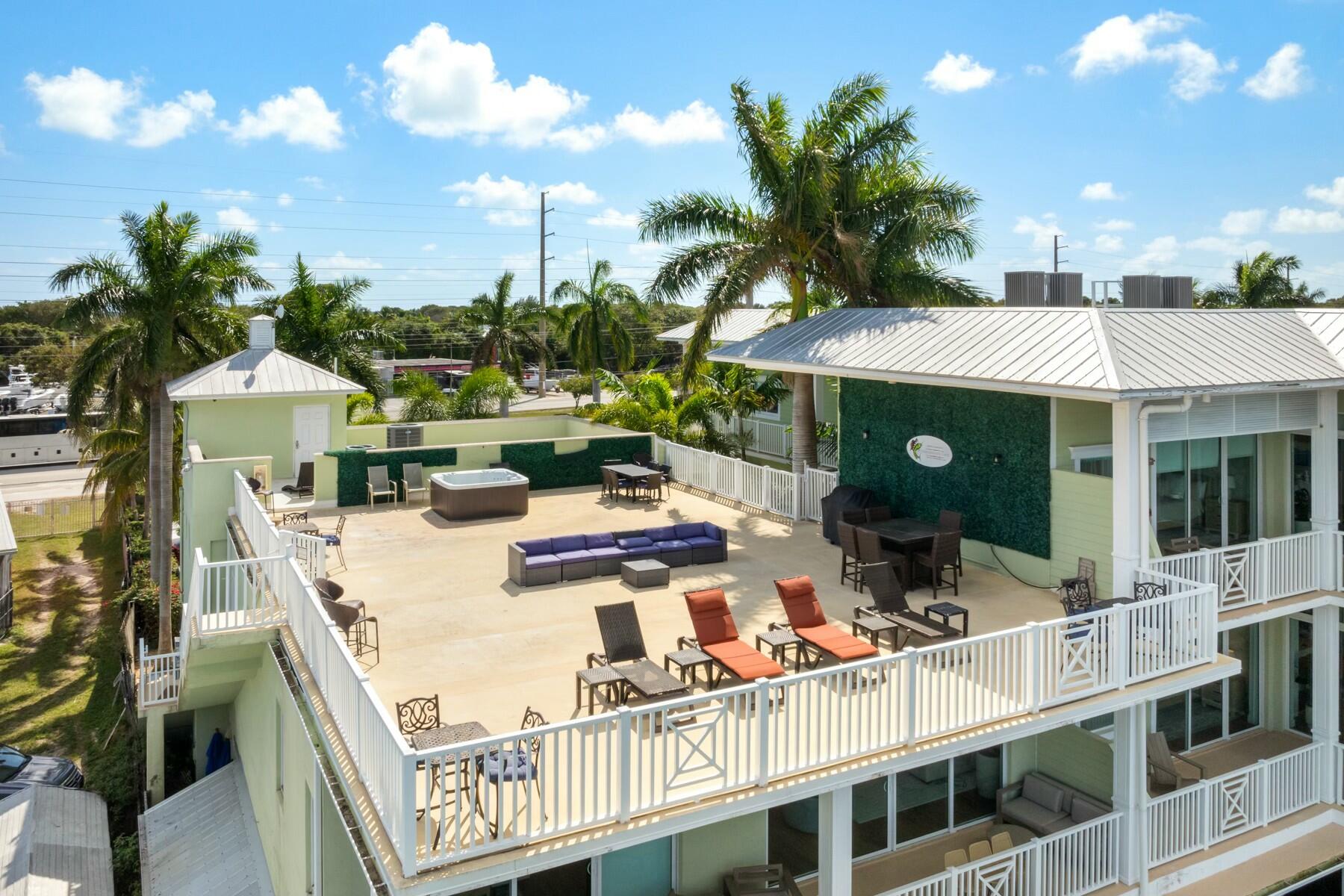 104000 Overseas Highway Unit: 5