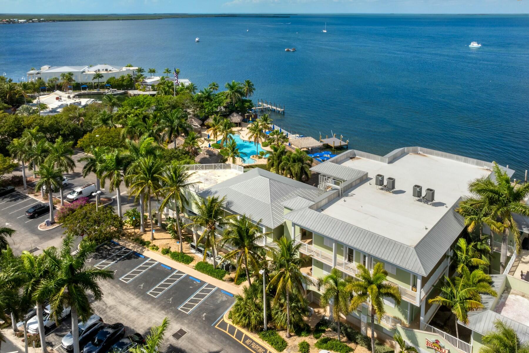 104000 Overseas Highway Unit: 5