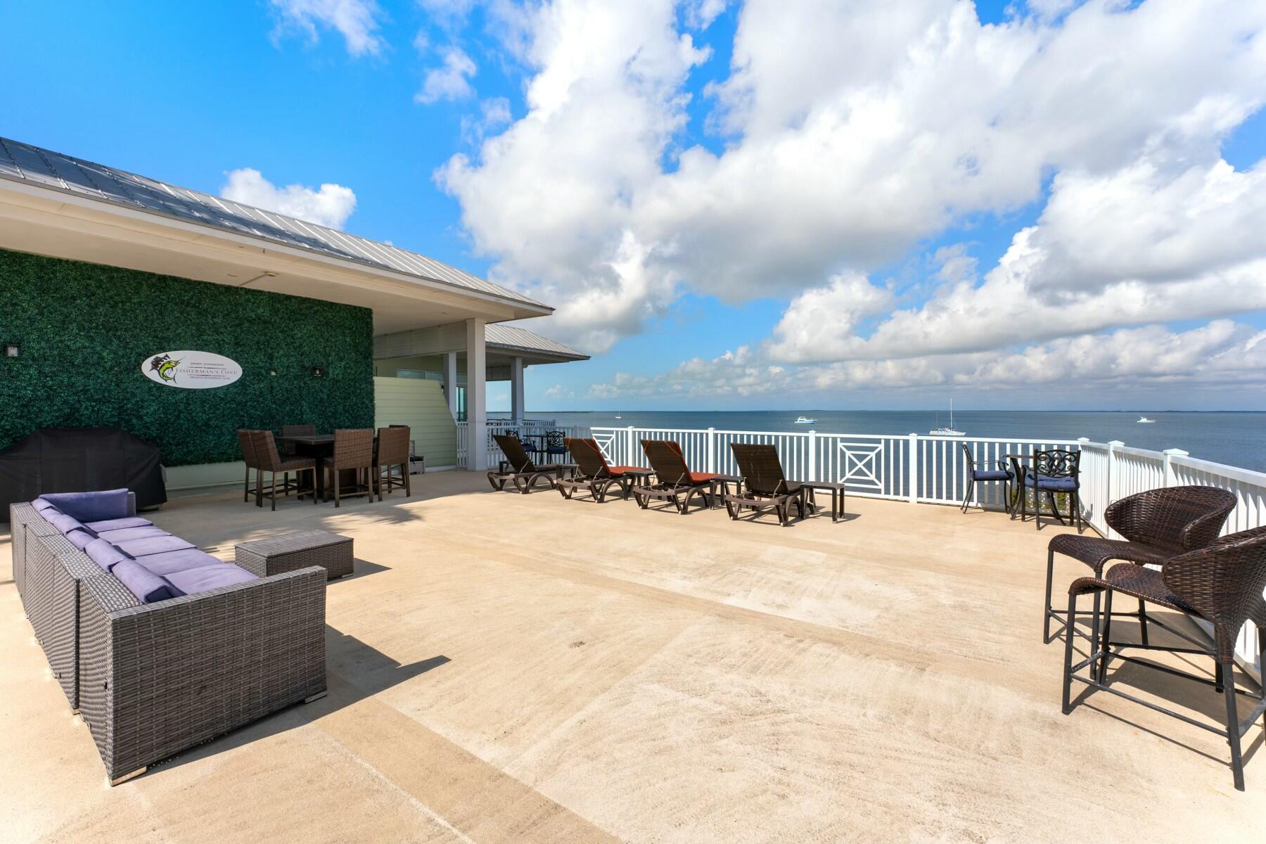104000 Overseas Highway Unit: 5