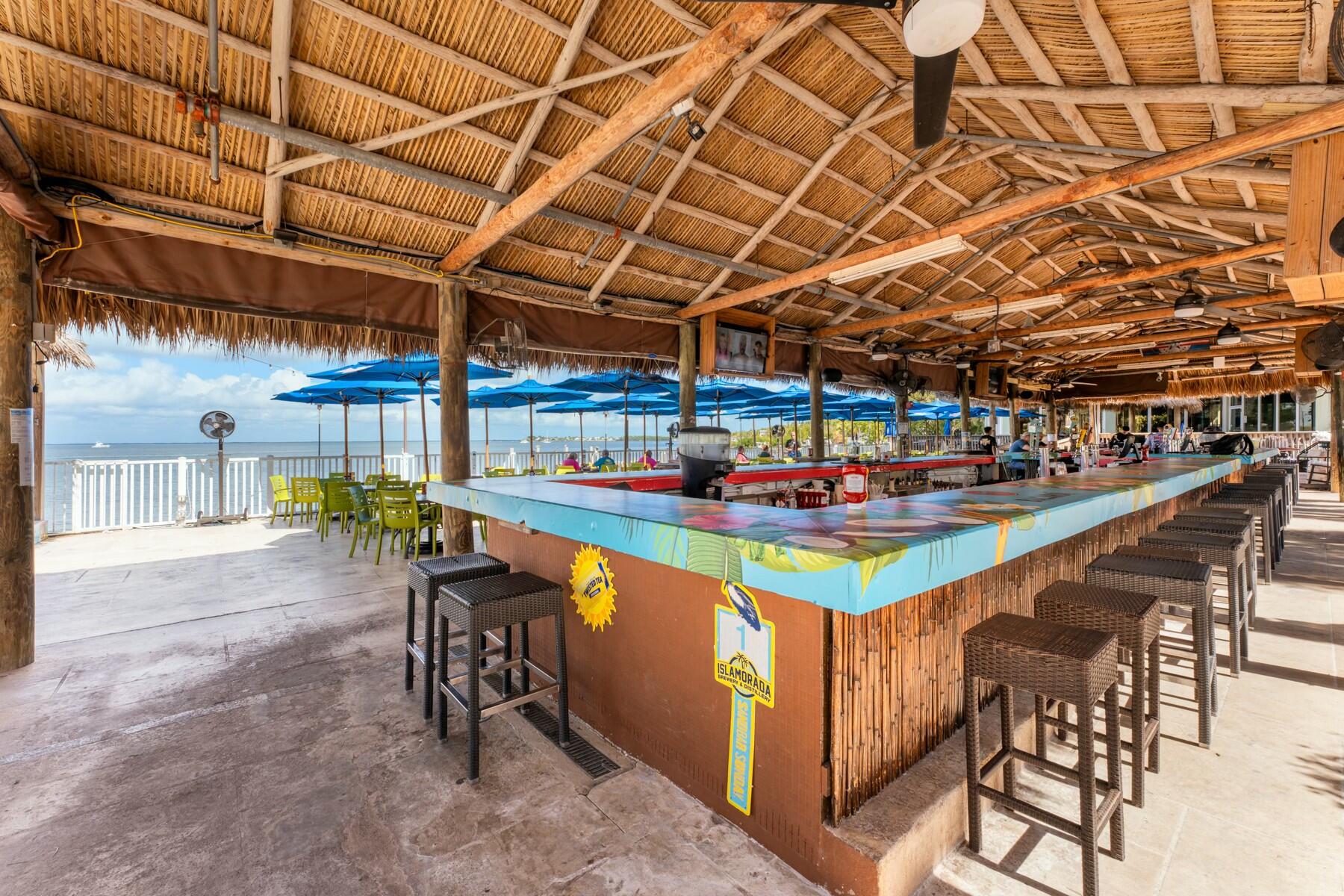 104000 Overseas Highway Unit: 5