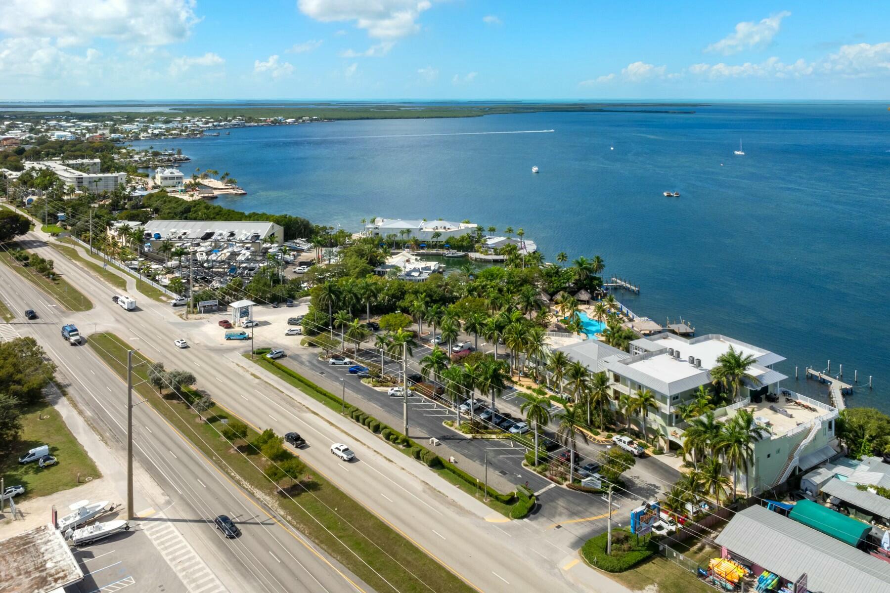 104000 Overseas Highway Unit: 5
