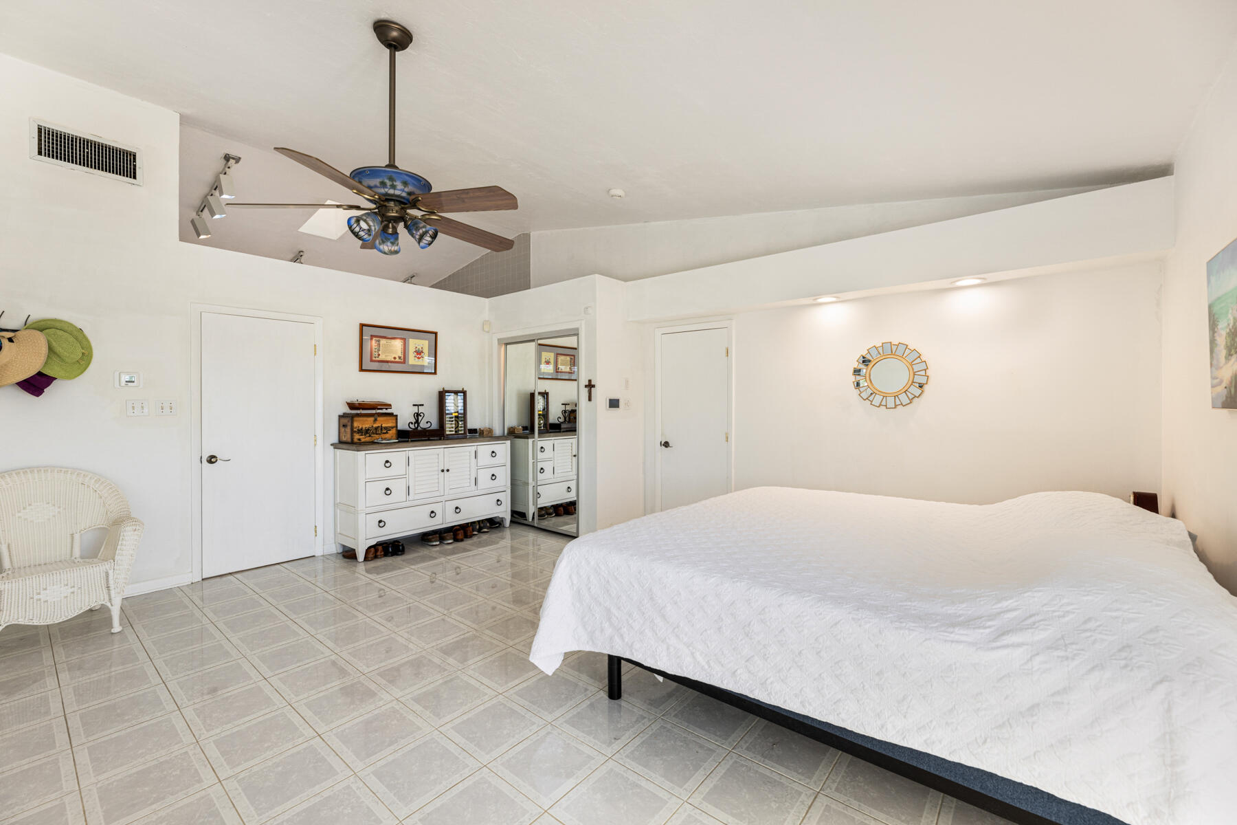 120 Pirates Cove Drive