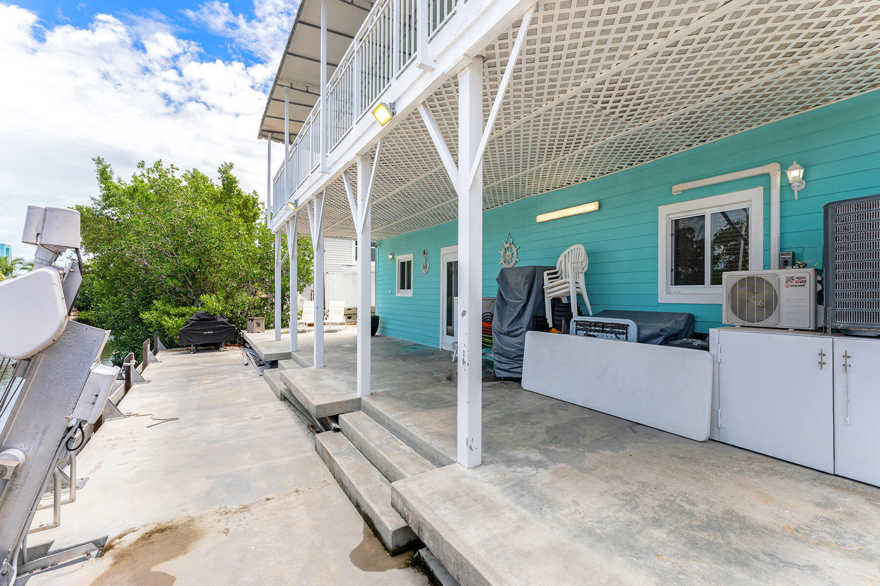 104 Buttonwood Lane