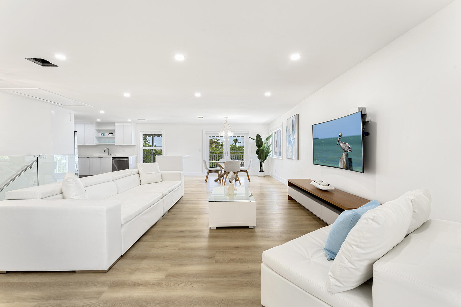 104 Buttonwood Lane