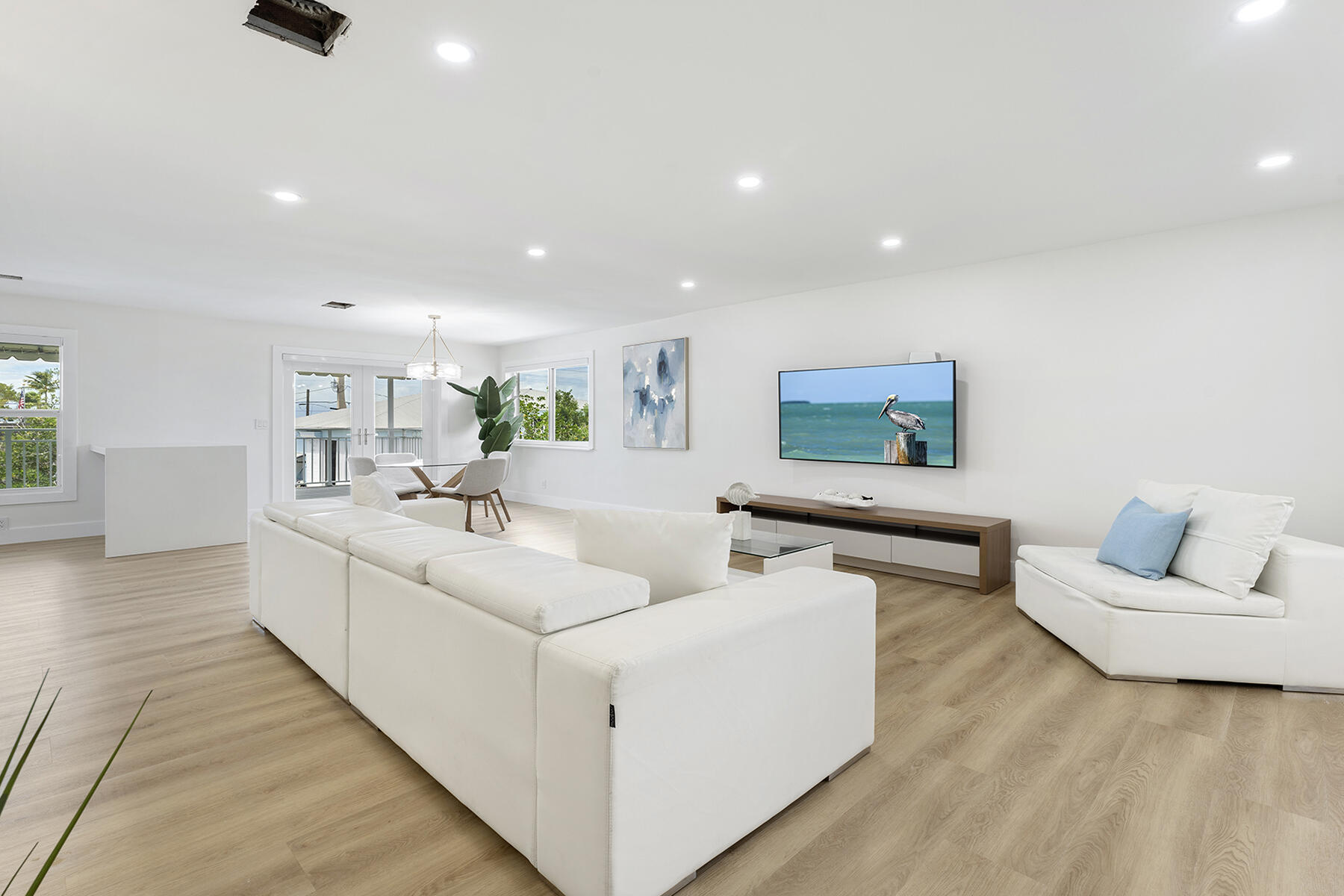 104 Buttonwood Lane