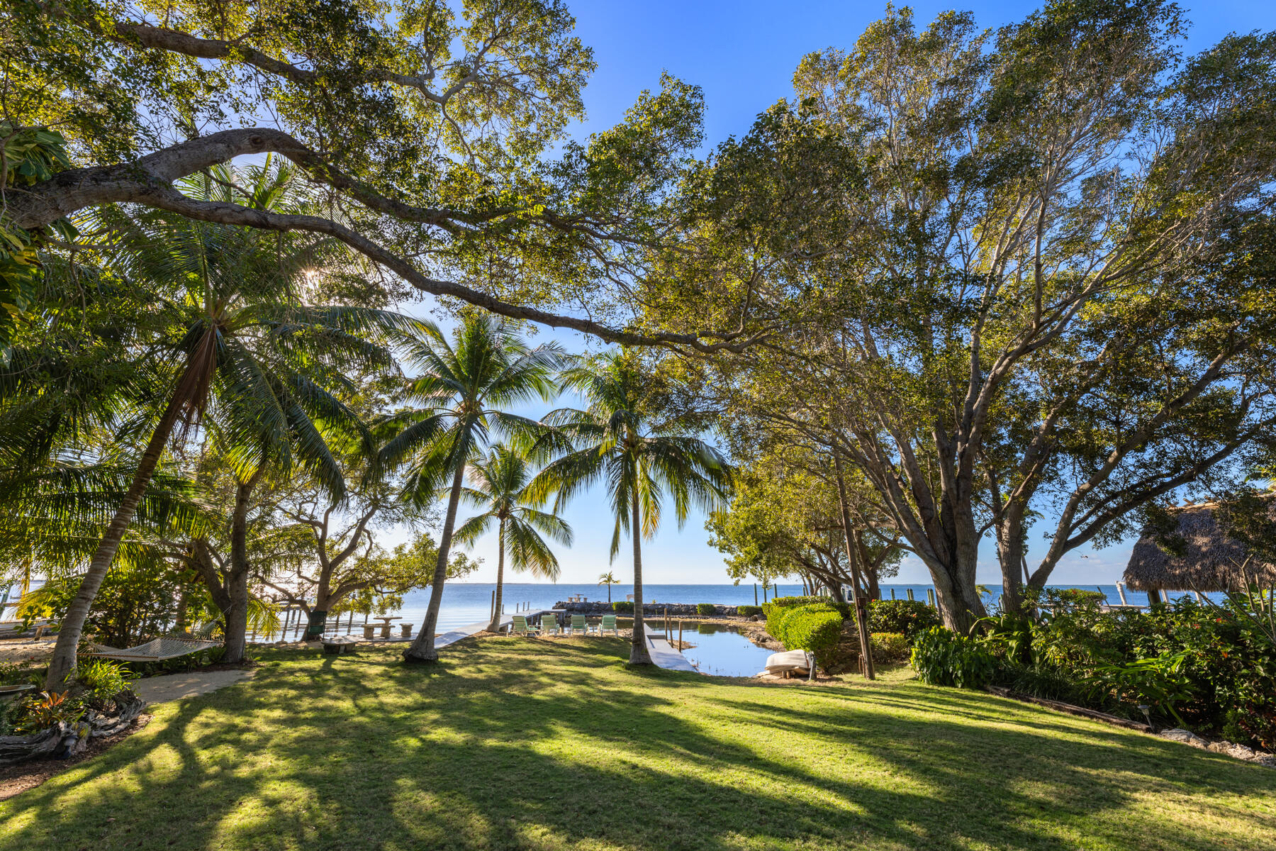 11 Bay Road