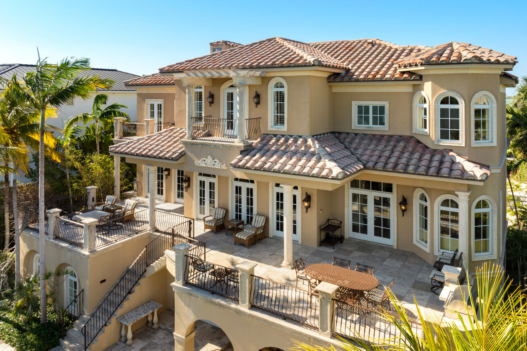 69 Cannon Royal Drive