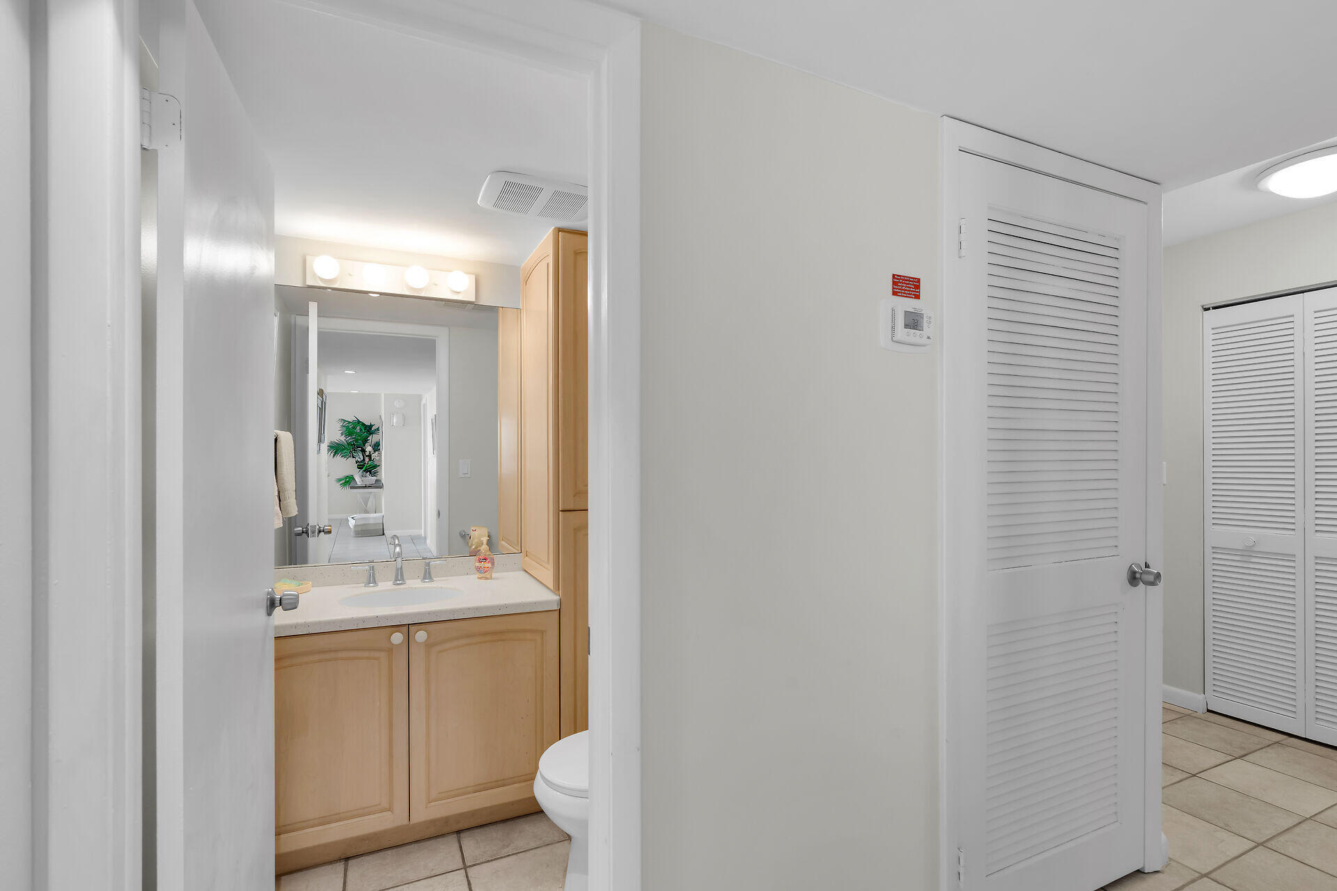 1133 W Ocean Drive Unit: 26