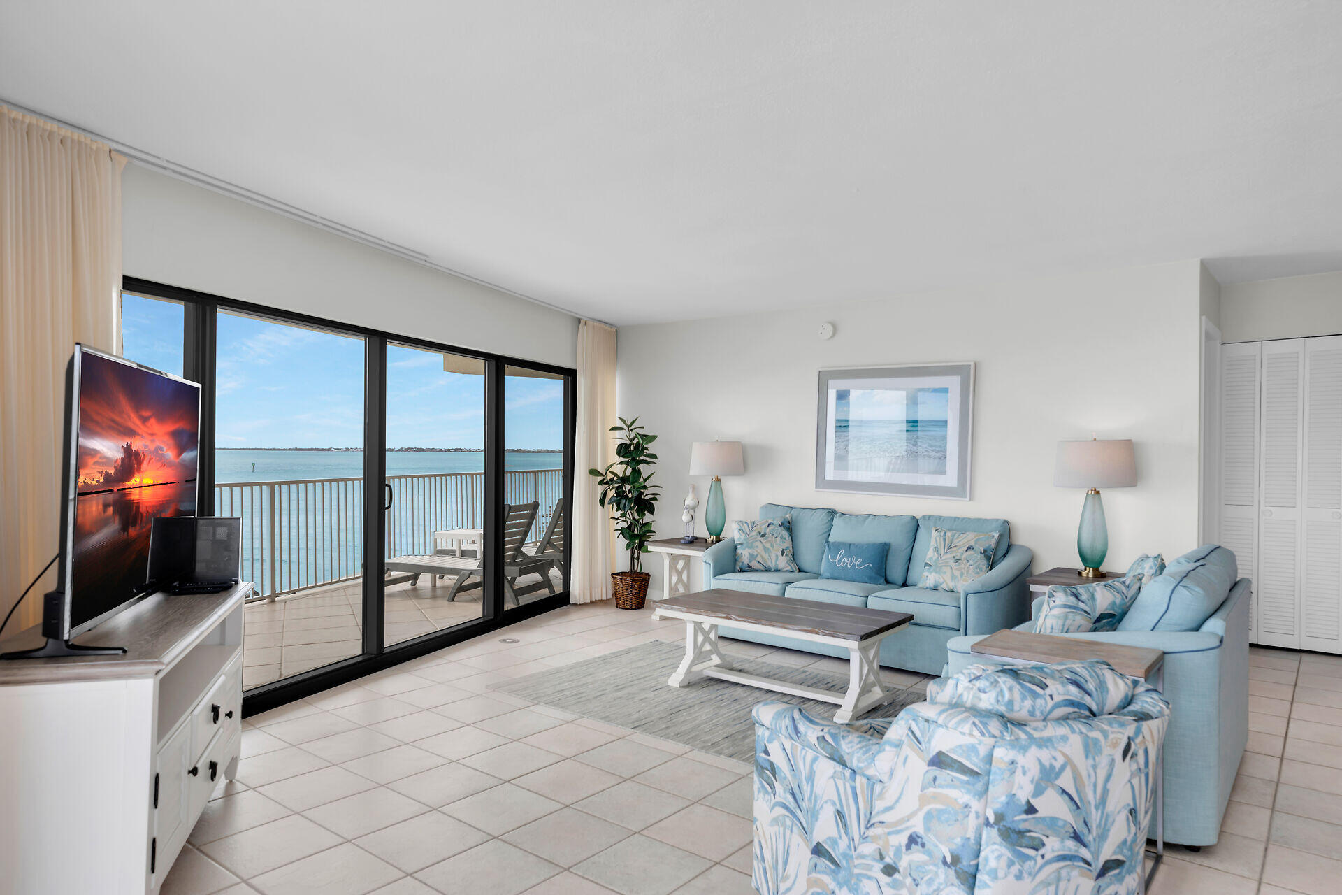 1133 W Ocean Drive Unit: 26