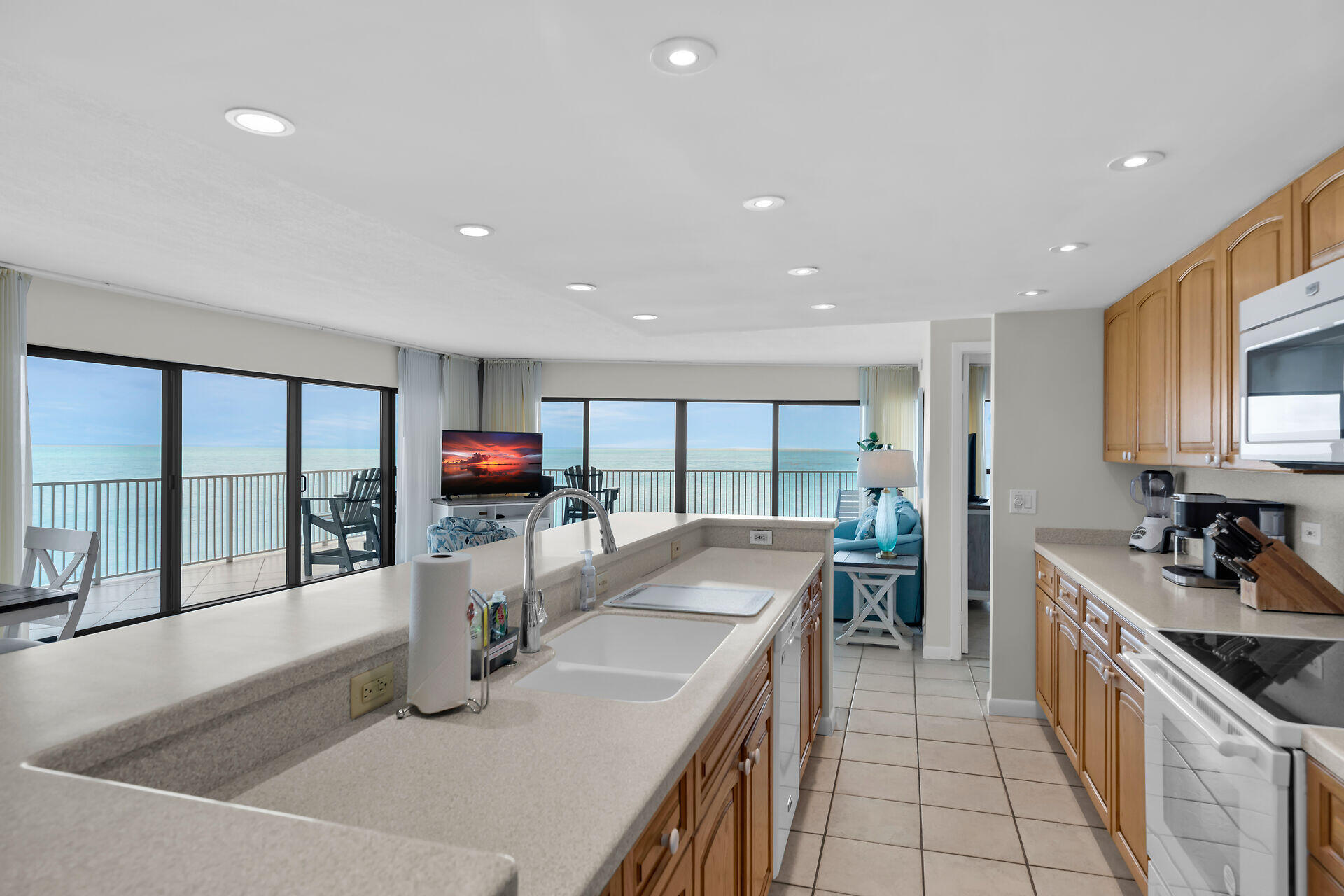 1133 W Ocean Drive Unit: 26