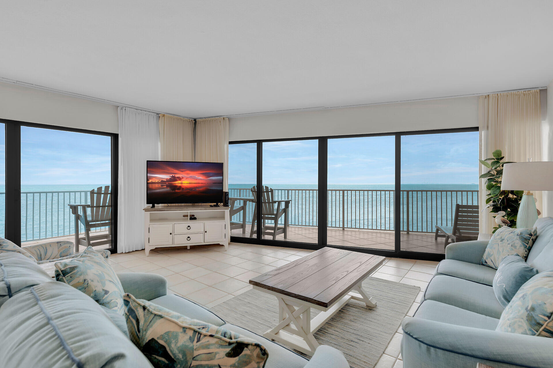 1133 W Ocean Drive Unit: 26