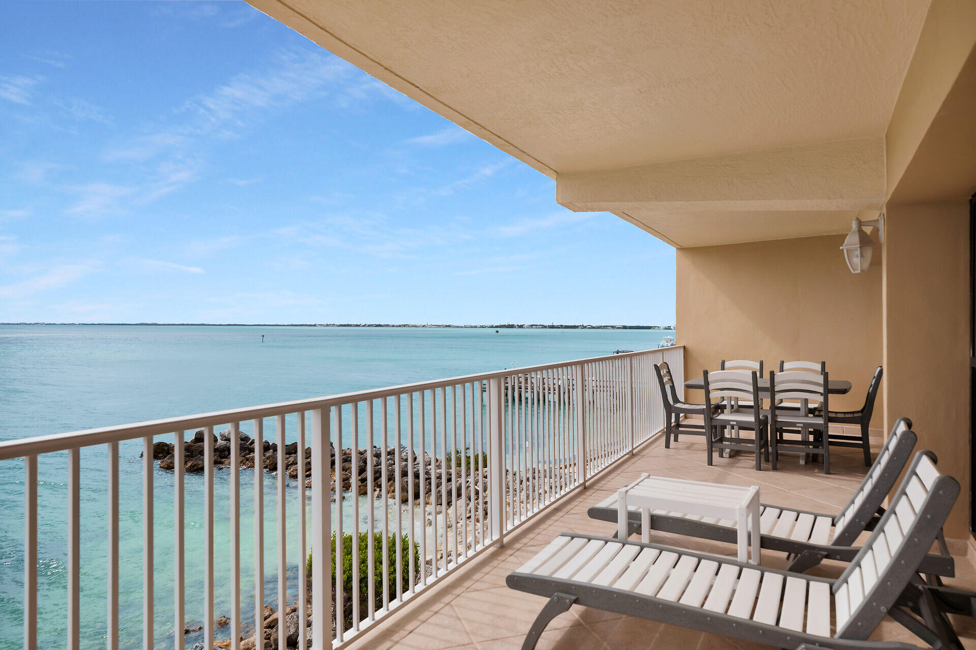 1133 W Ocean Drive Unit: 26