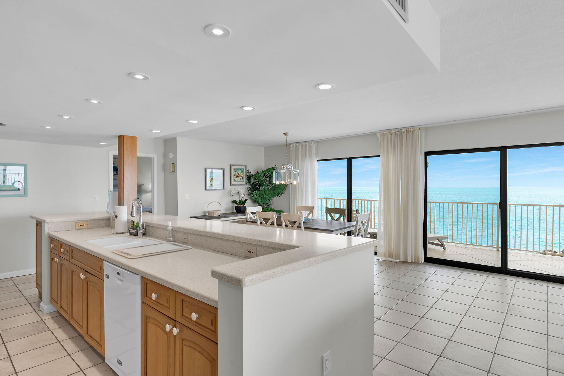 1133 W Ocean Drive Unit: 26