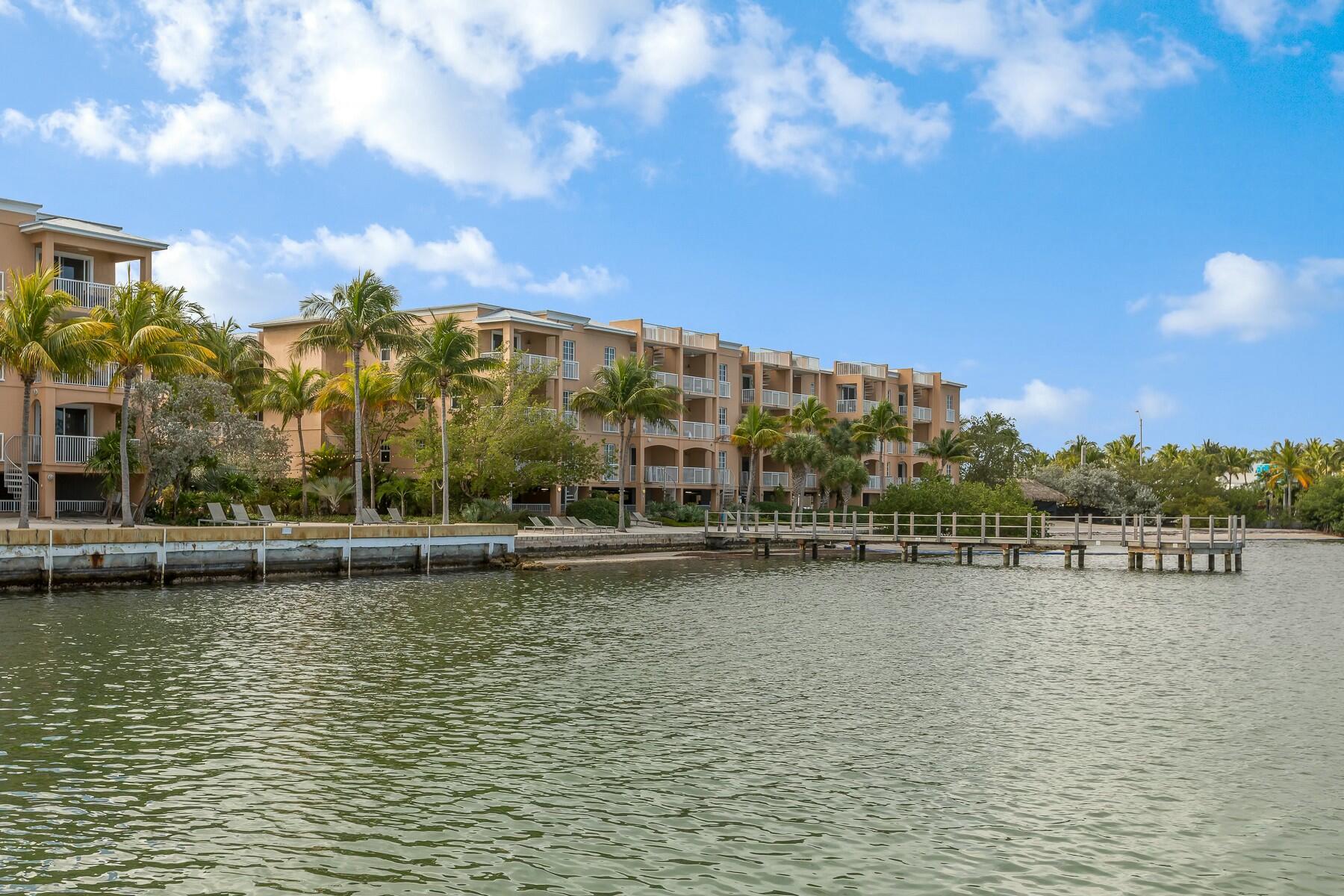 3841 N Roosevelt Boulevard Unit: 121