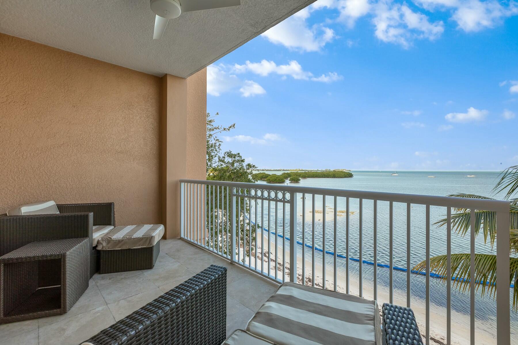 3841 N Roosevelt Boulevard Unit: 121