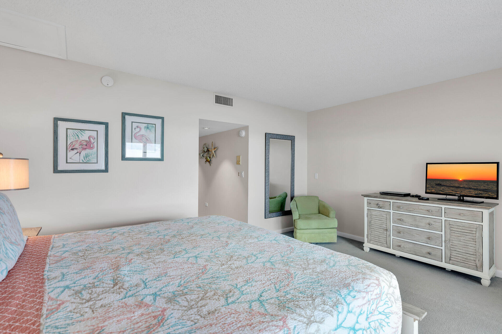 1133 W Ocean Drive Unit: 5