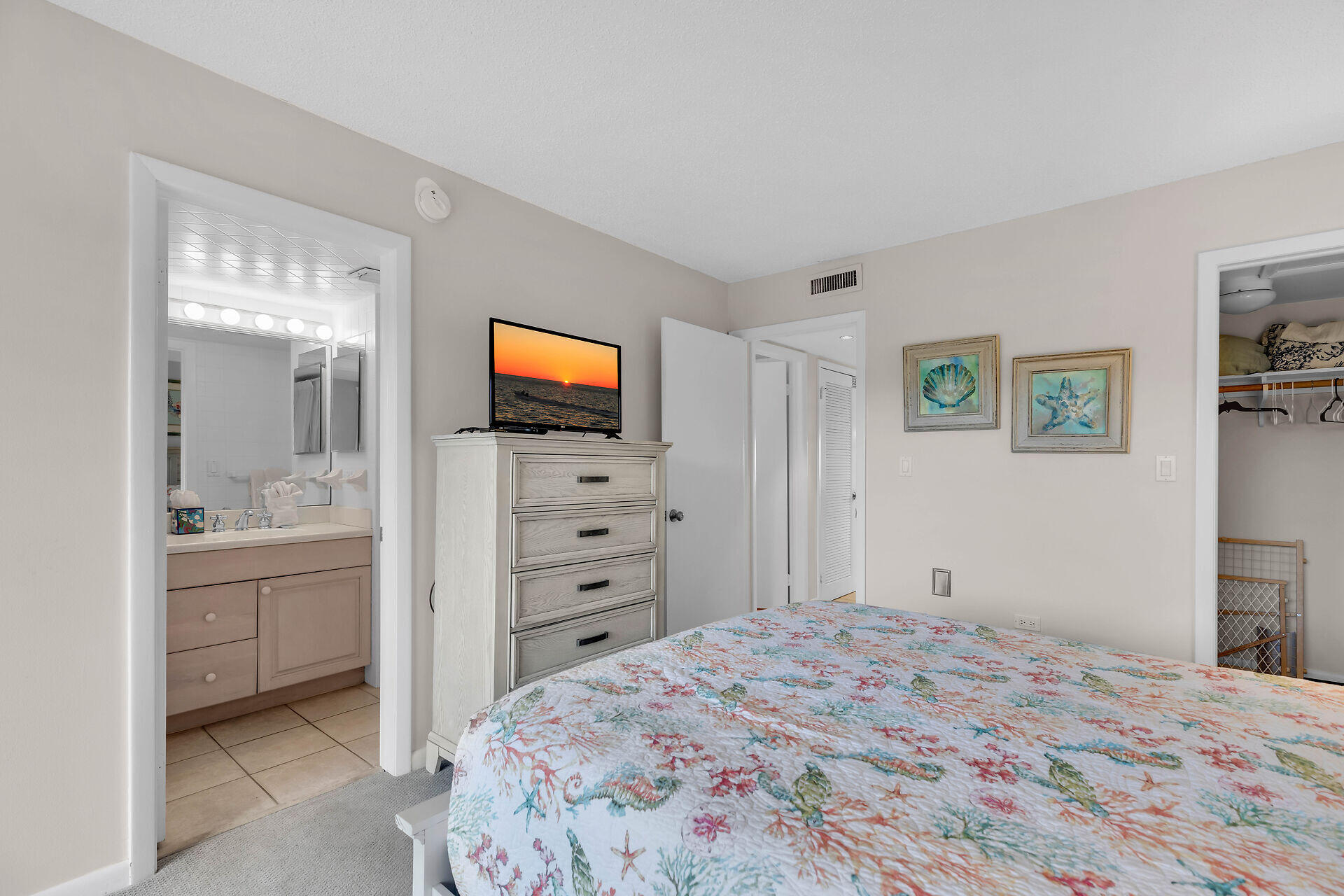 1133 W Ocean Drive Unit: 5