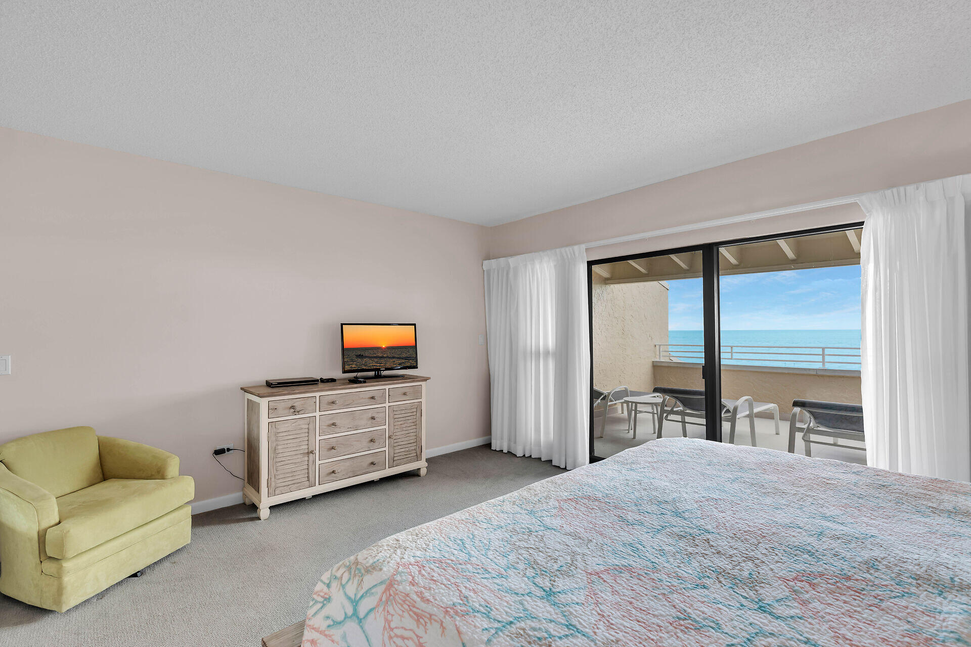 1133 W Ocean Drive Unit: 5